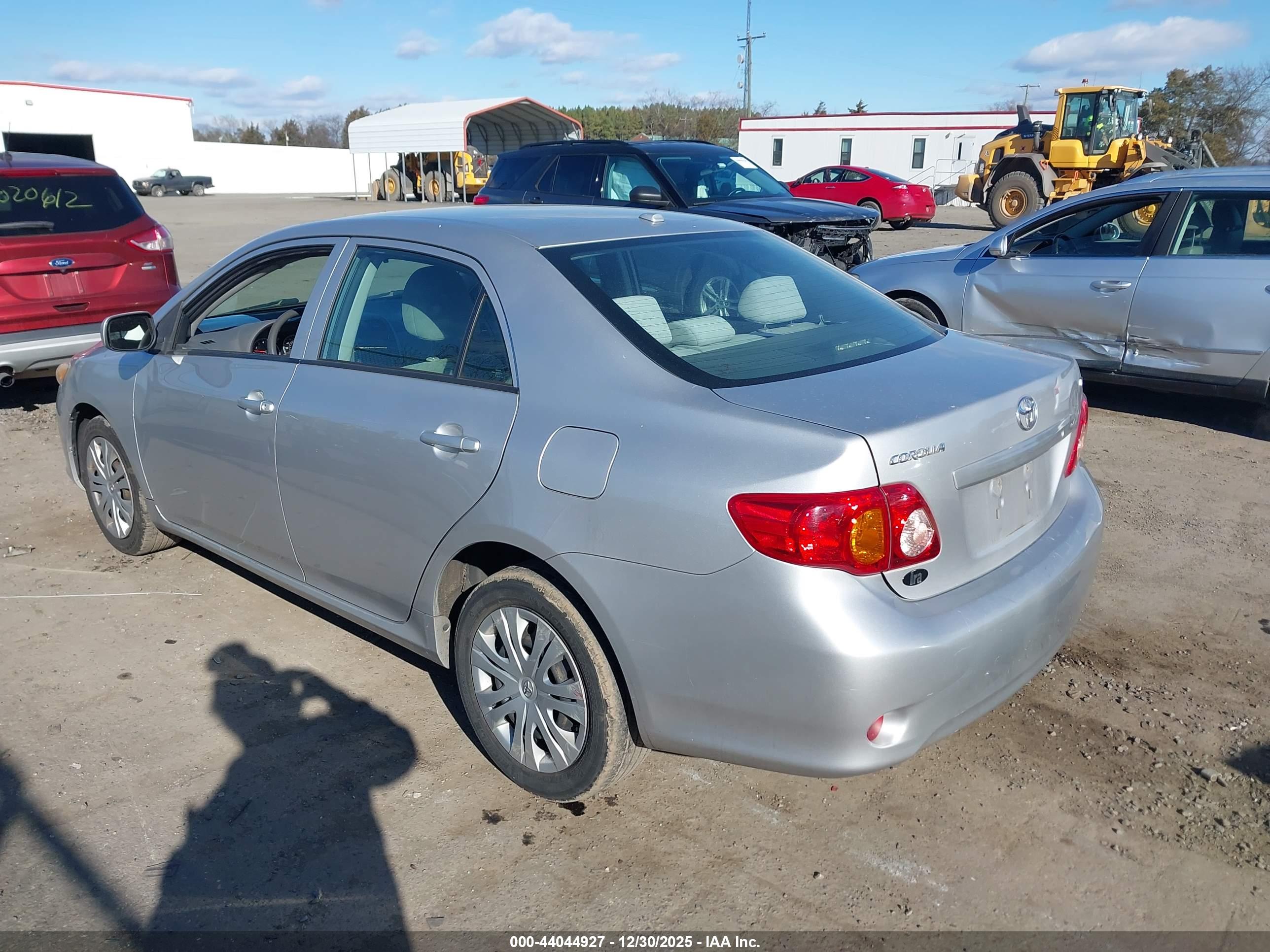 TOYOTA COROLLA image 3