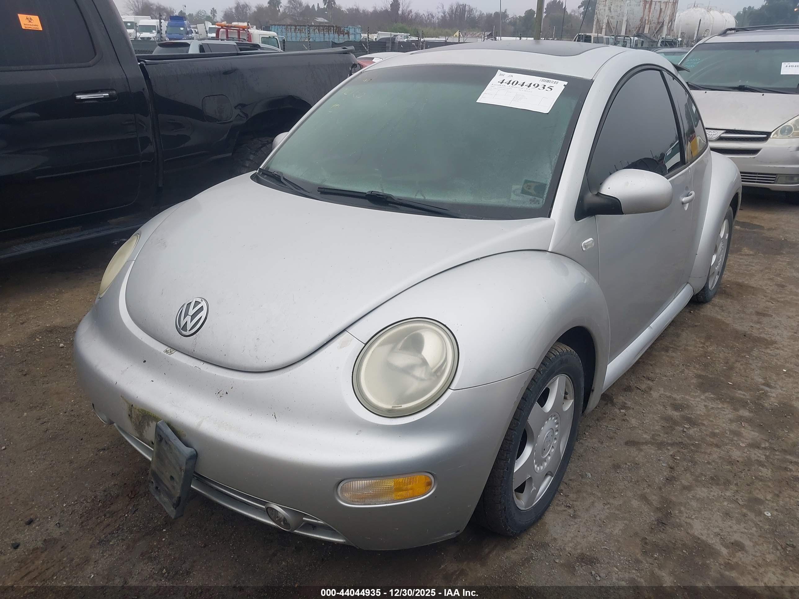 VOLKSWAGEN NEW image 2