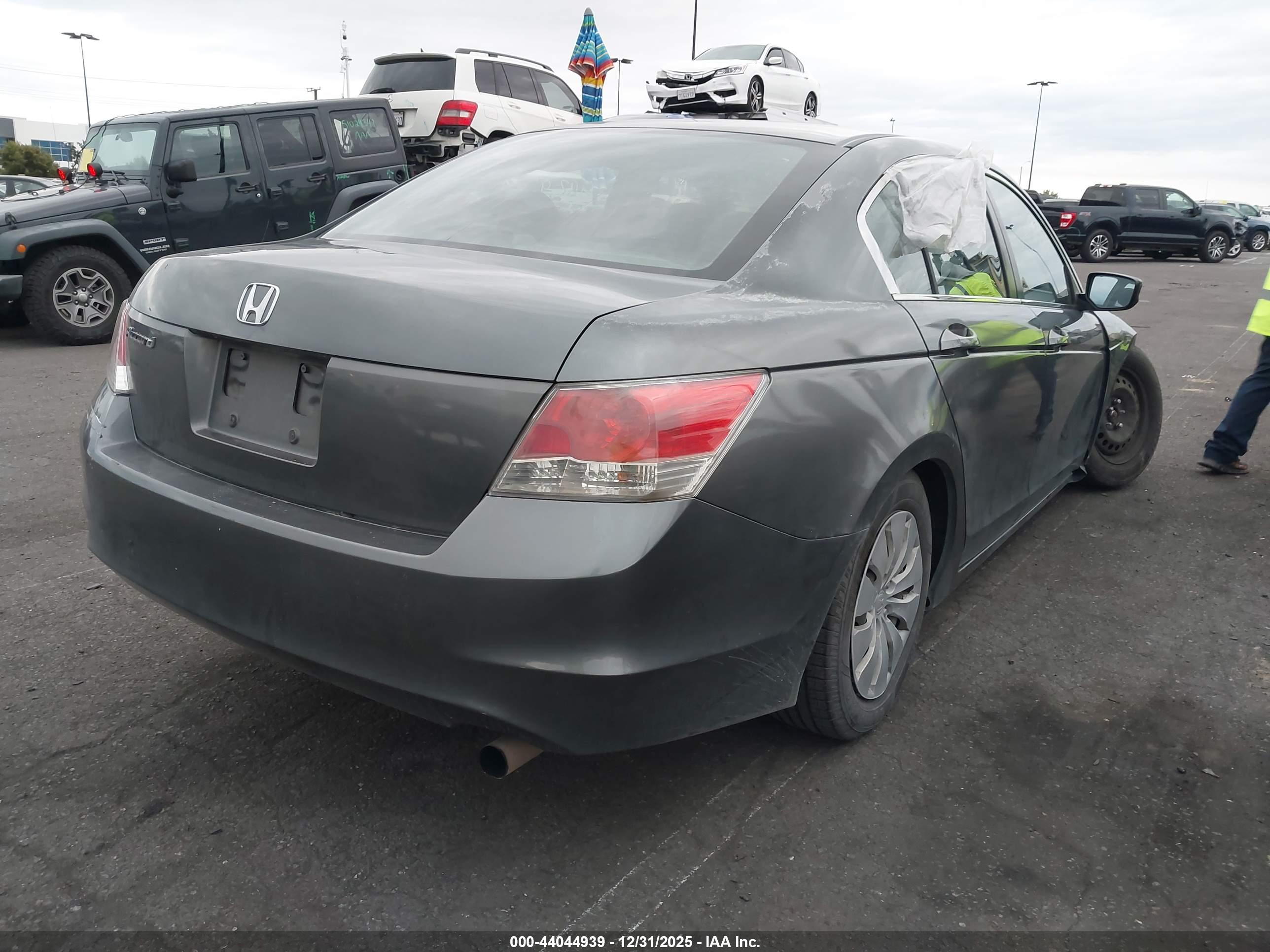HONDA ACCORD image 4