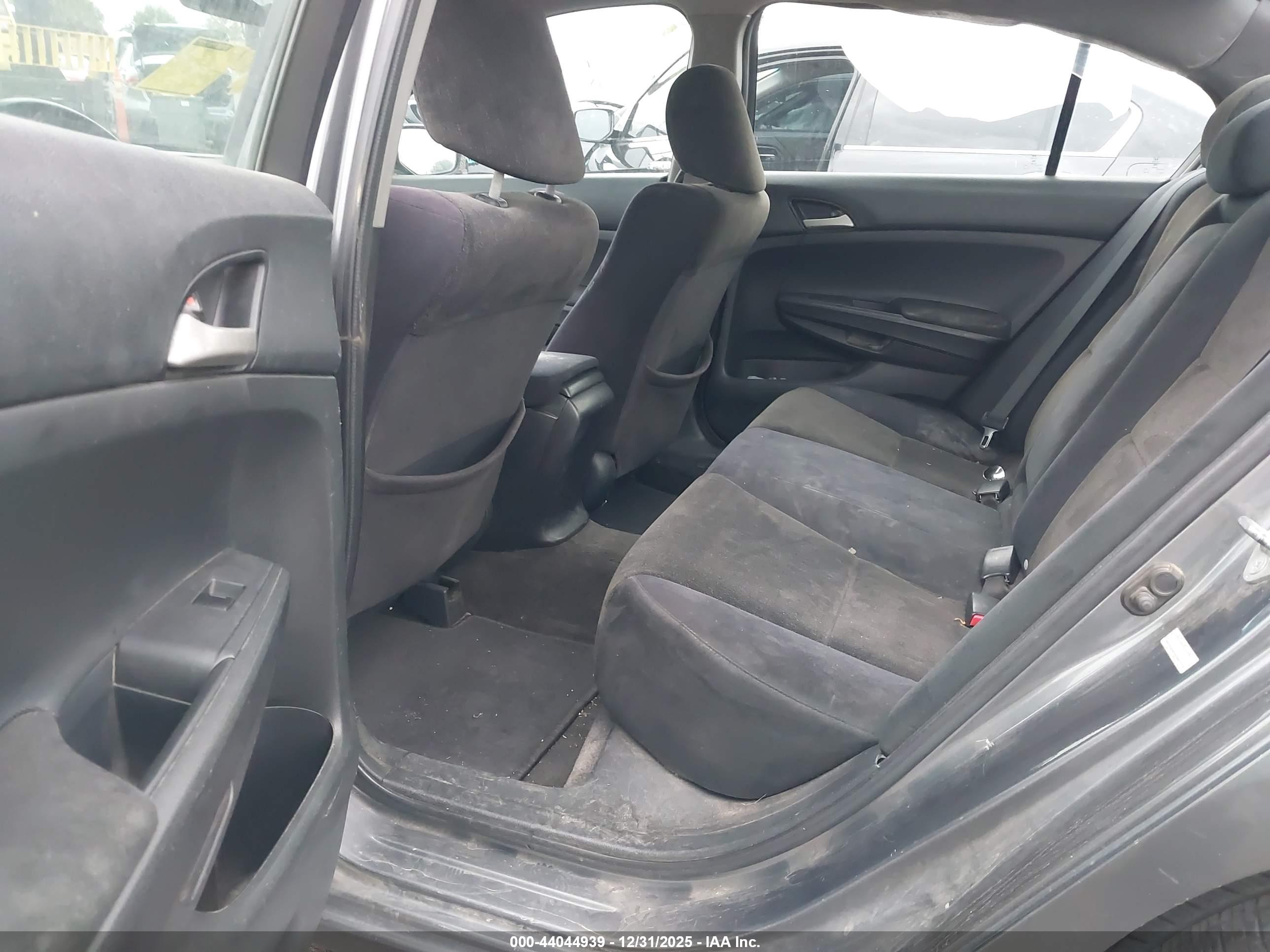 HONDA ACCORD image 8