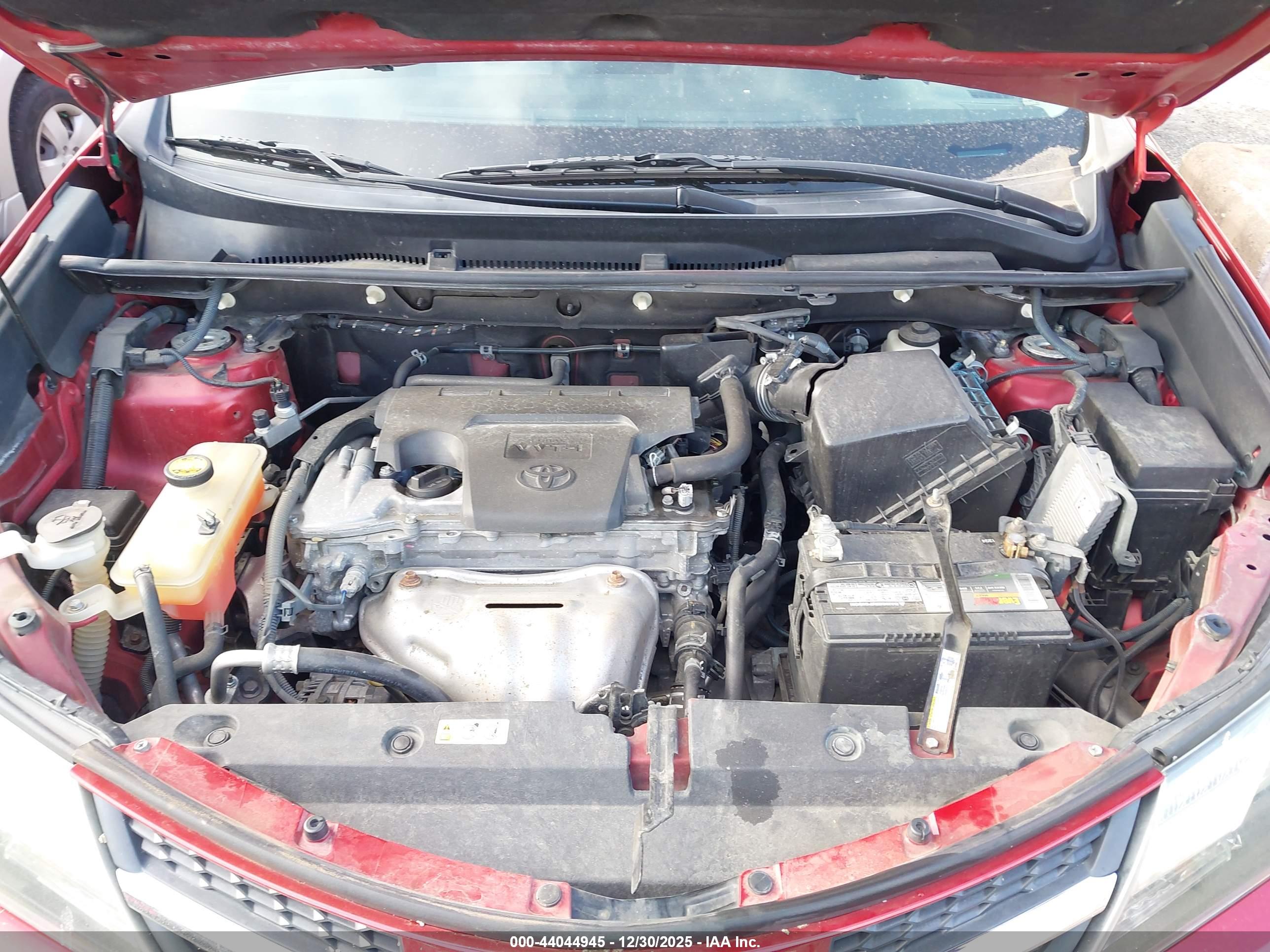 TOYOTA RAV4 image 10
