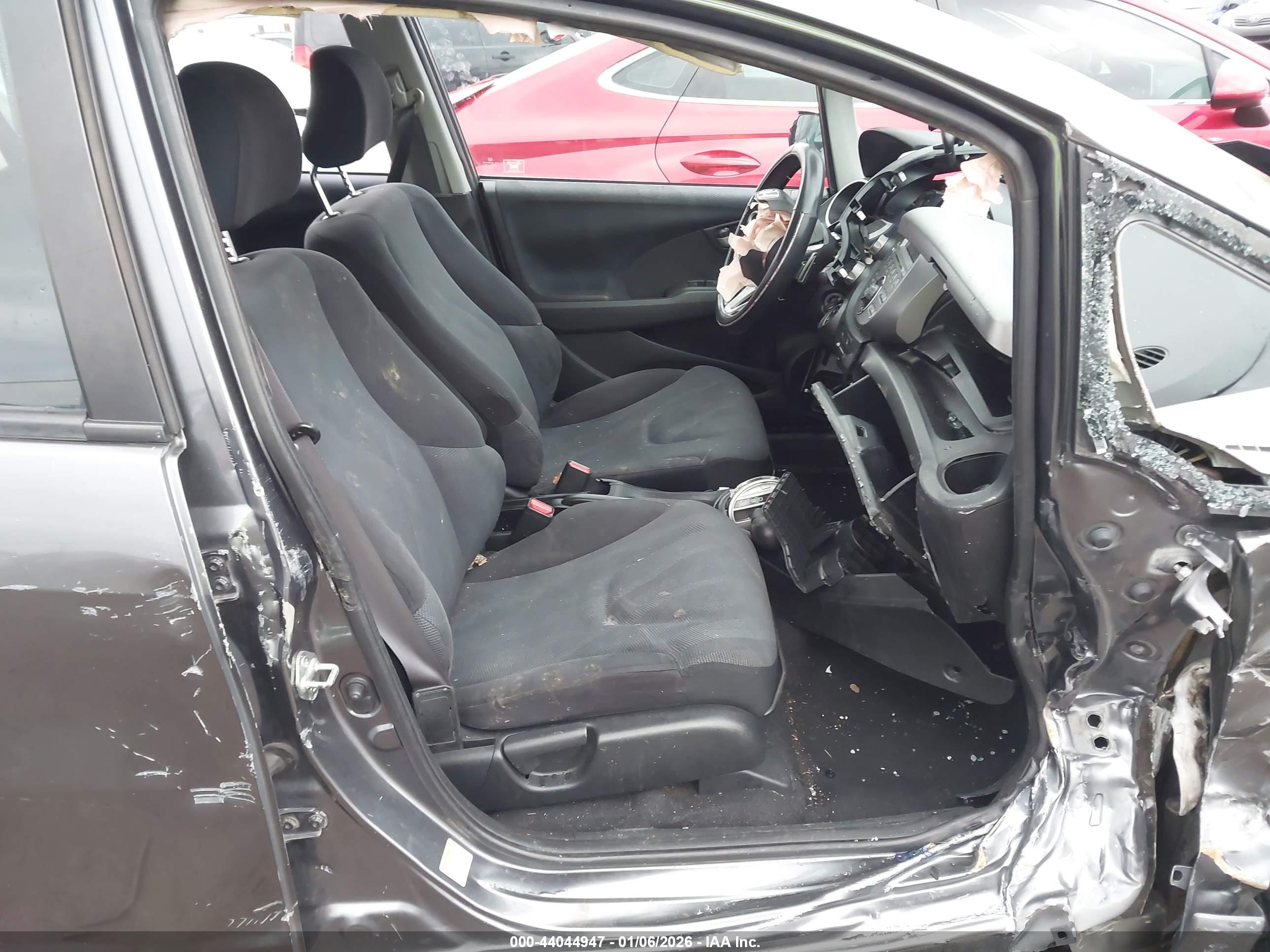 HONDA FIT image 5