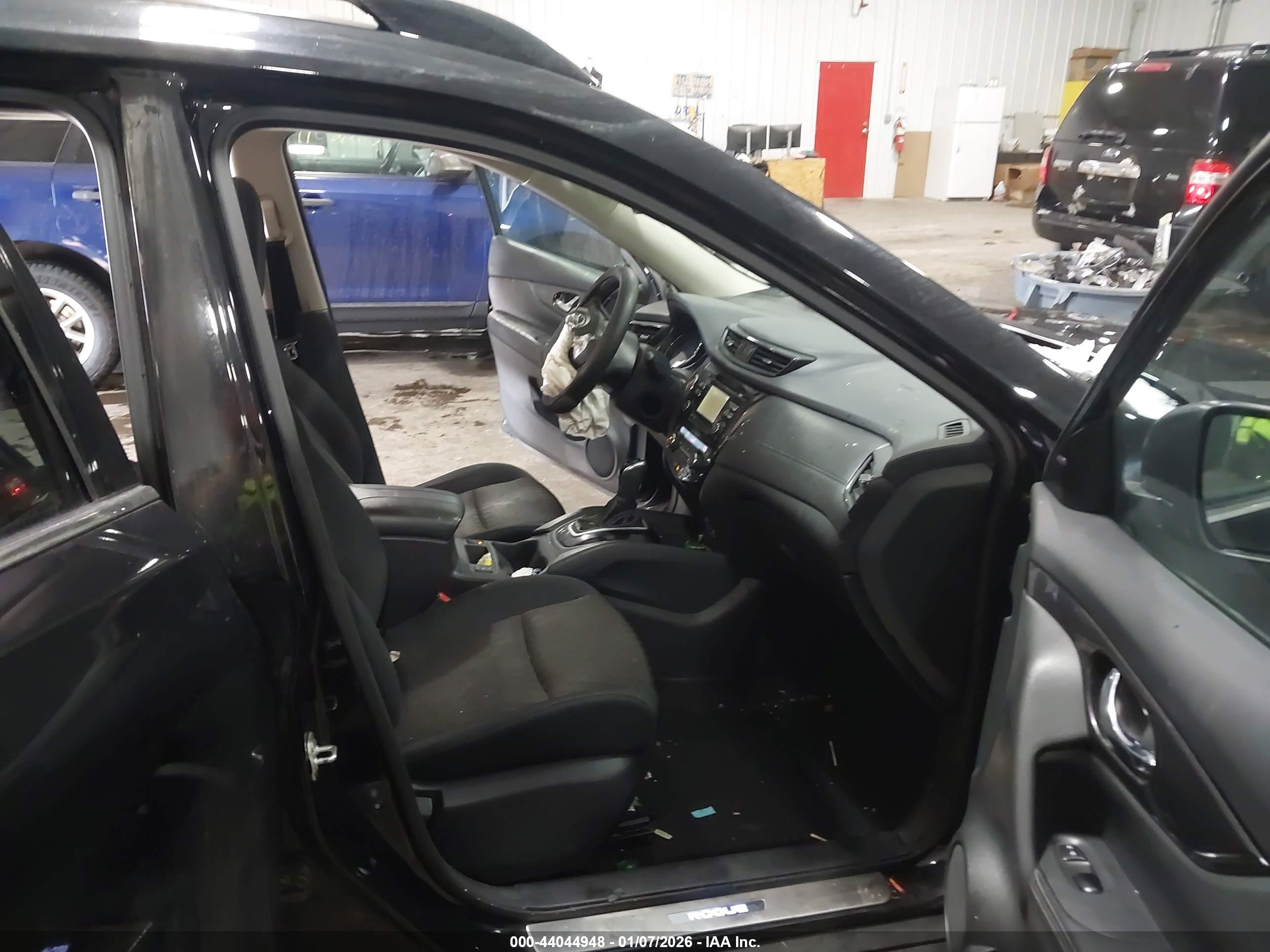 NISSAN ROGUE image 5