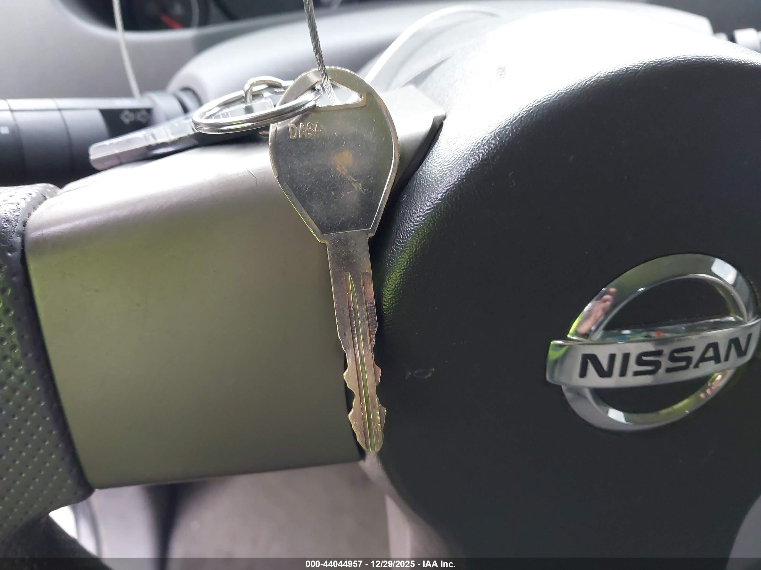 NISSAN FRONTIER image 11