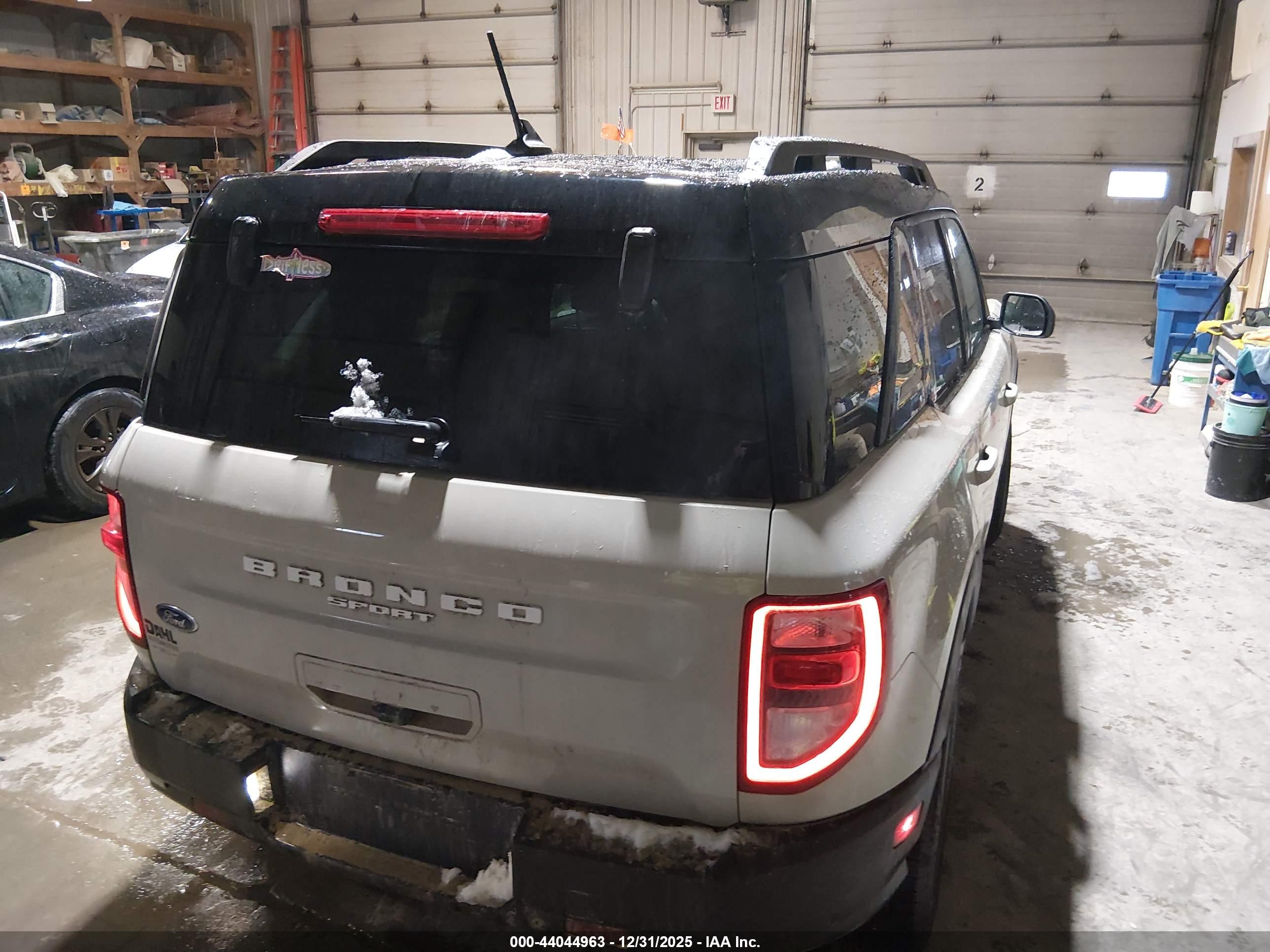 FORD BRONCO image 4