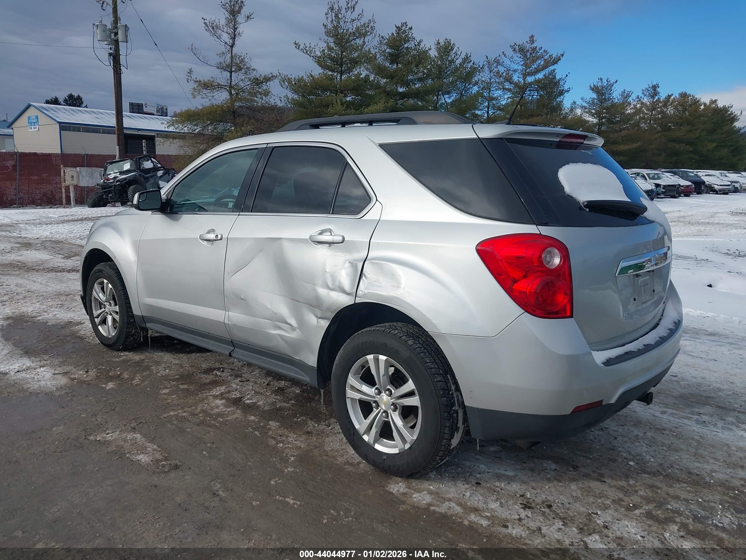CHEVROLET EQUINOX image 3