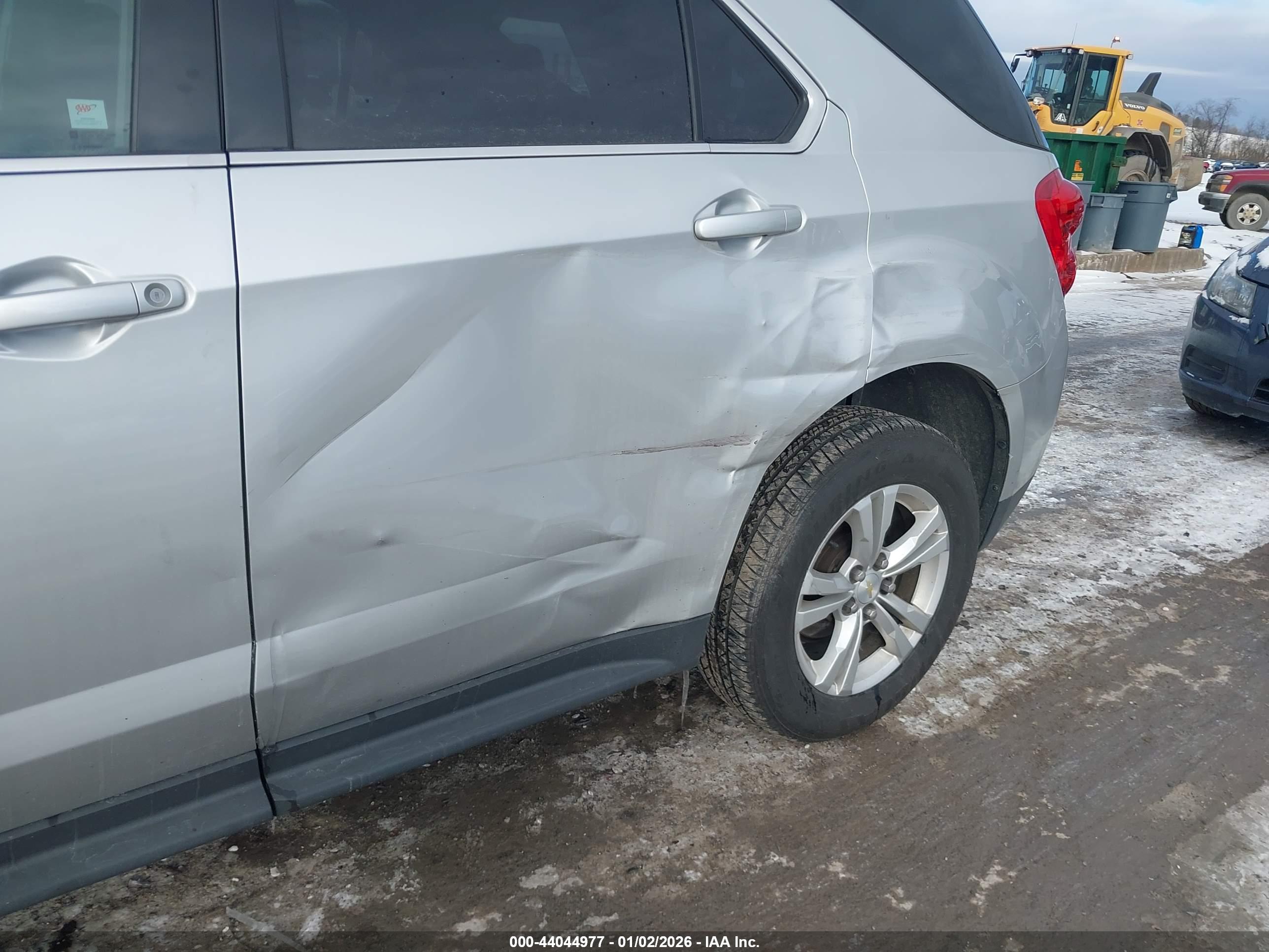 CHEVROLET EQUINOX image 6
