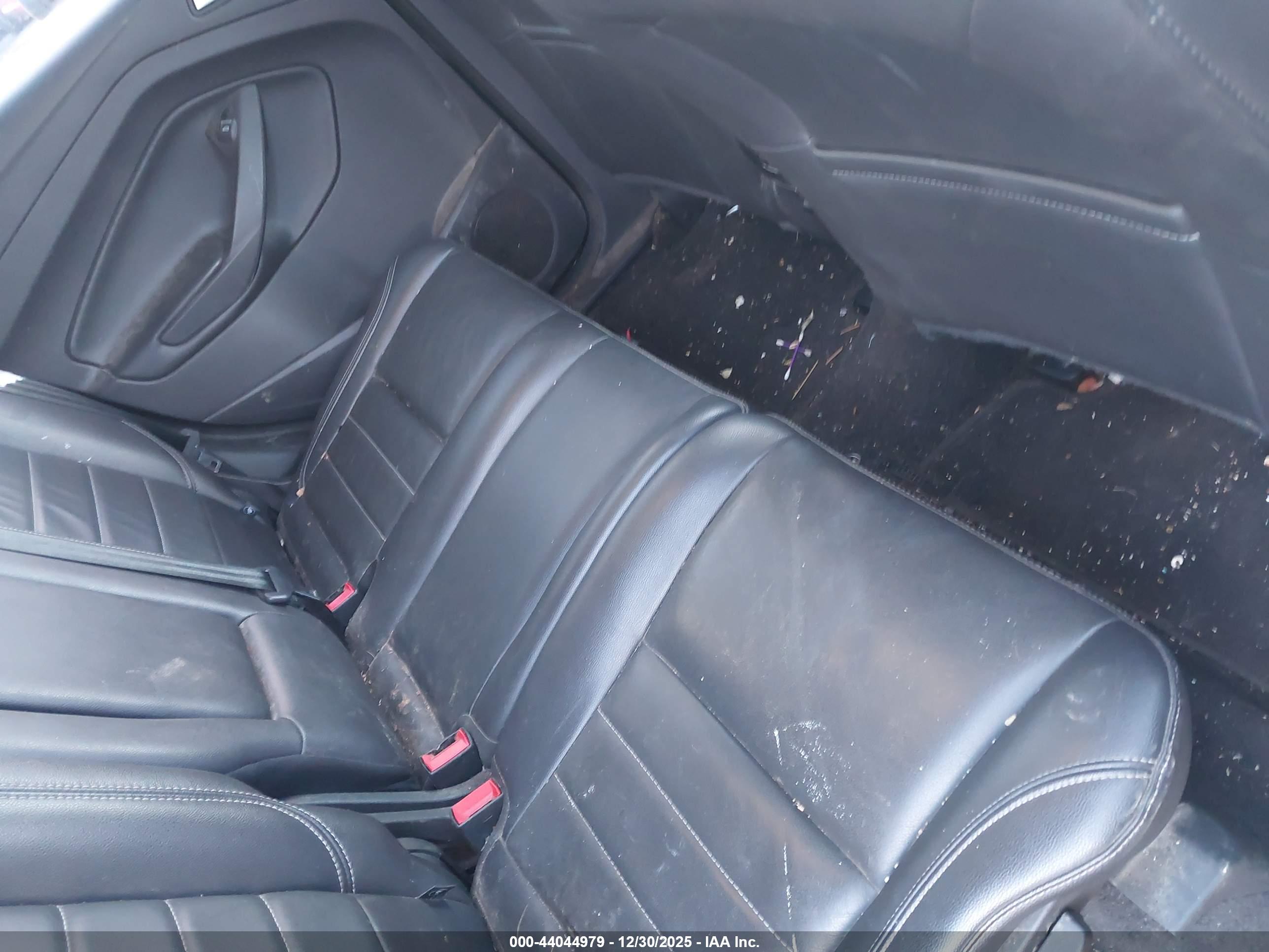 FORD ESCAPE image 8