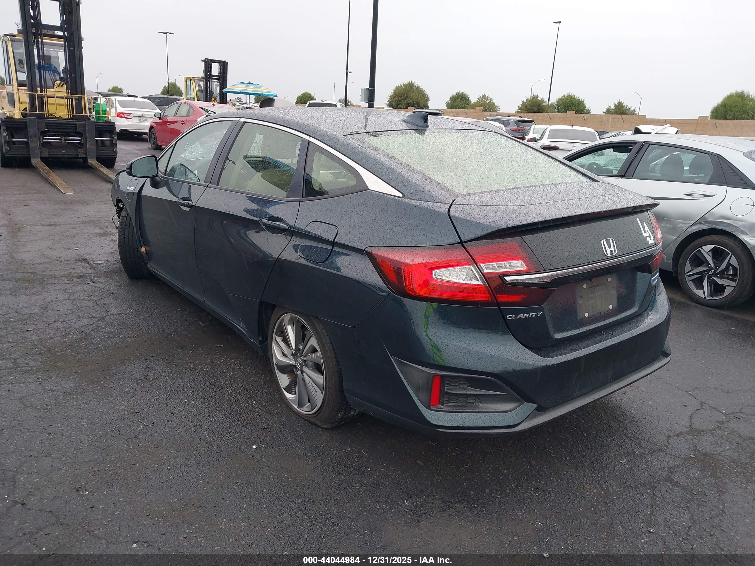 HONDA CLARITY image 3