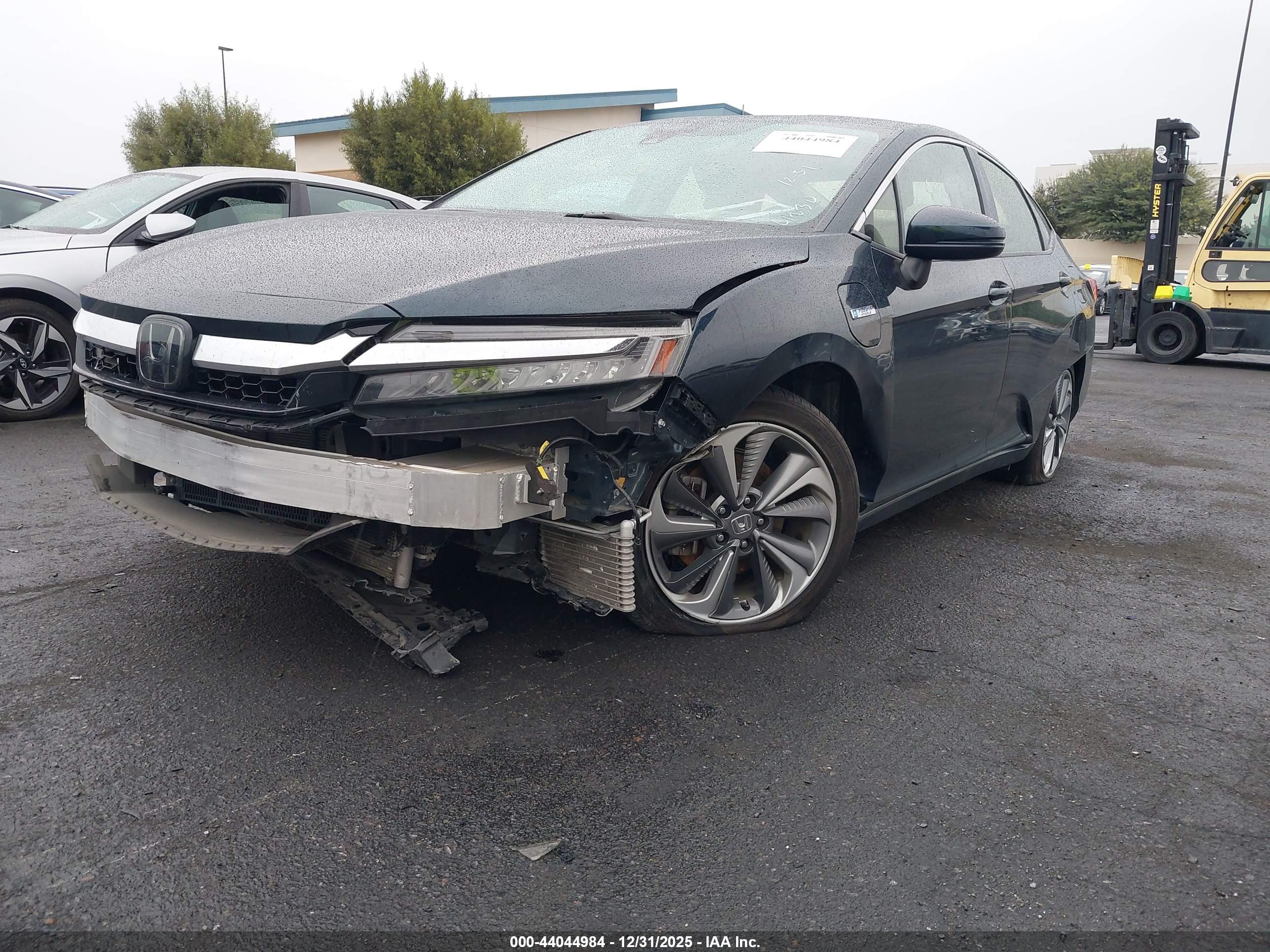 HONDA CLARITY image 6