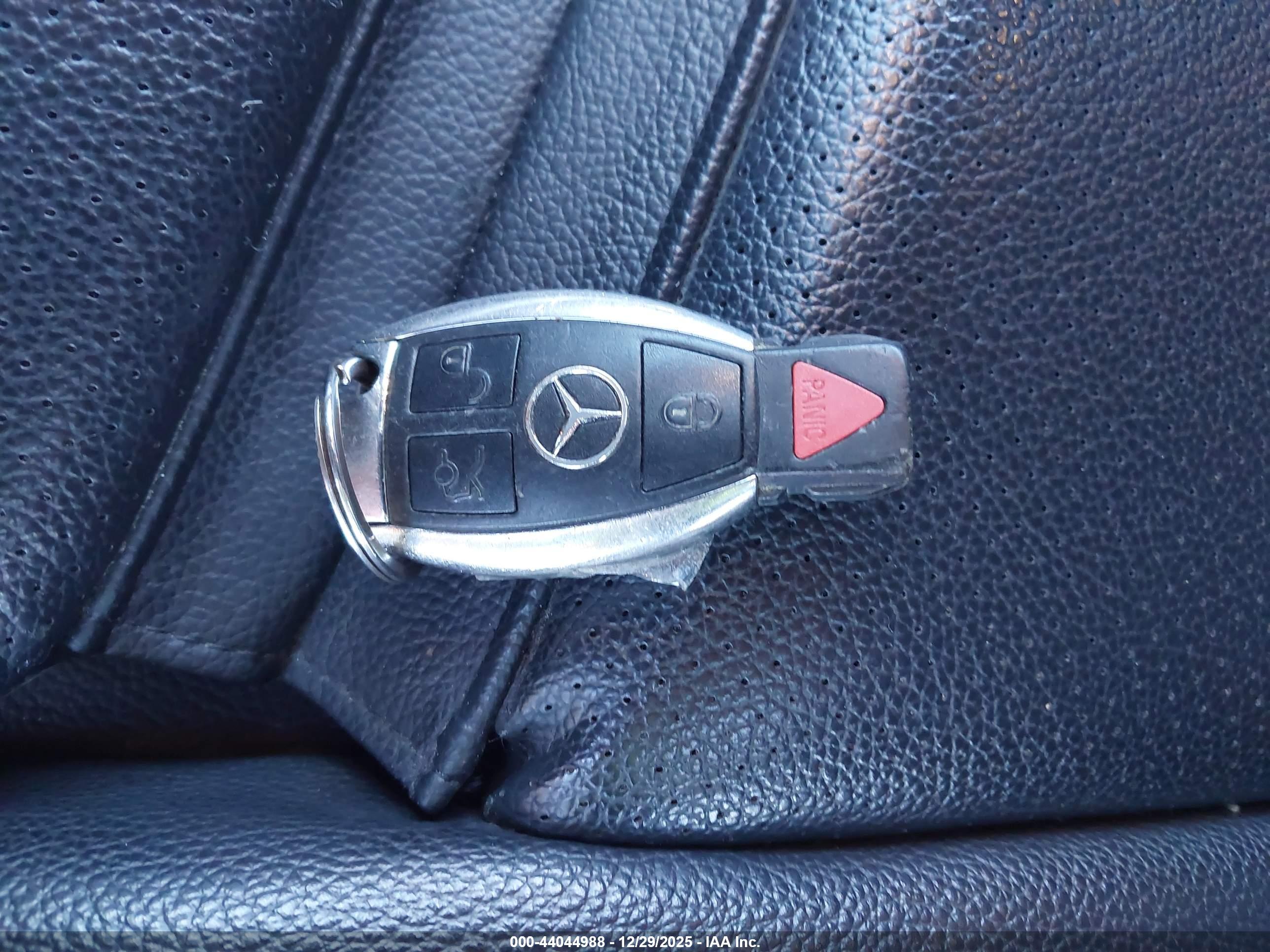 MERCEDES-BENZ C image 11
