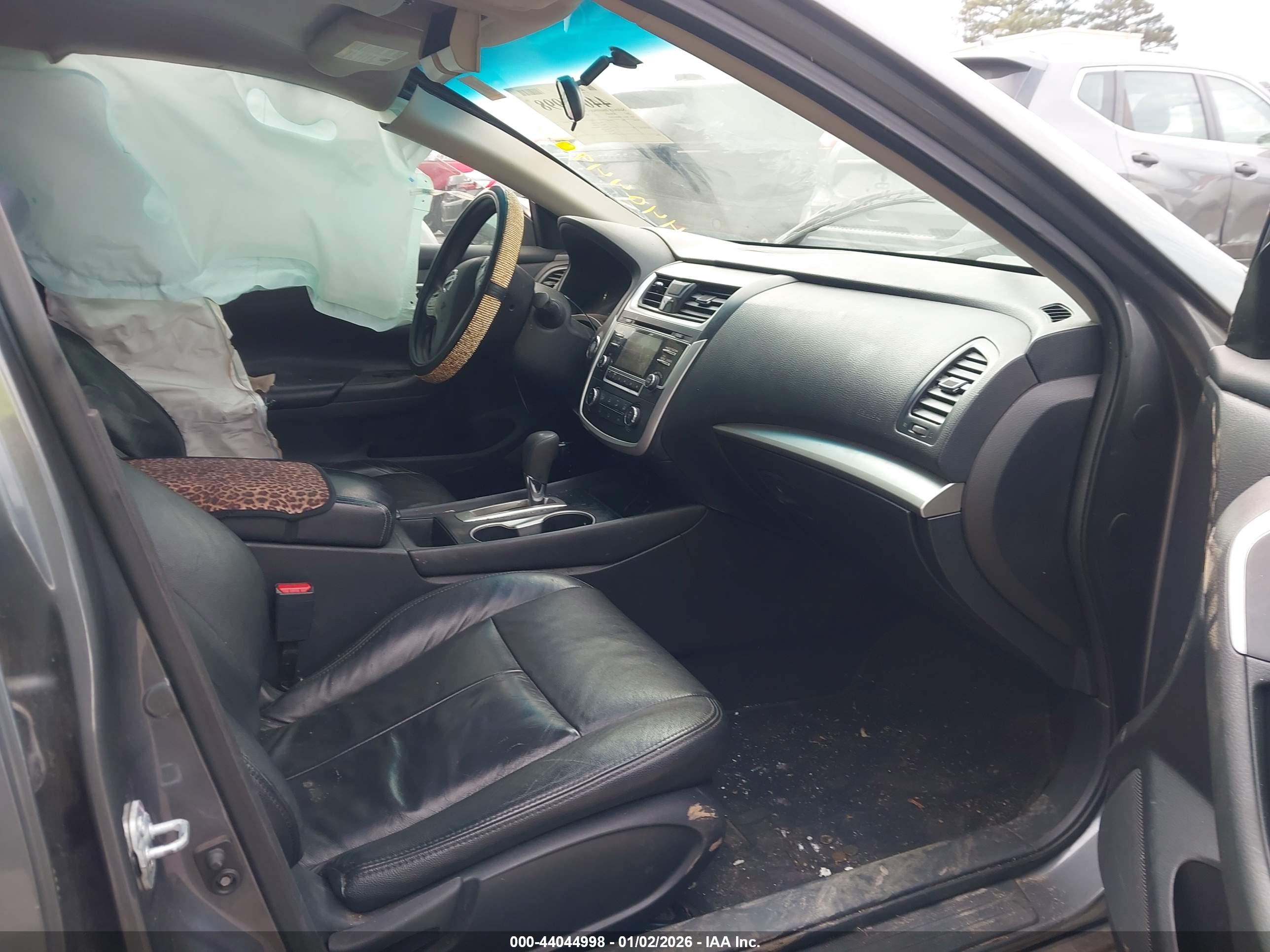 NISSAN ALTIMA image 5