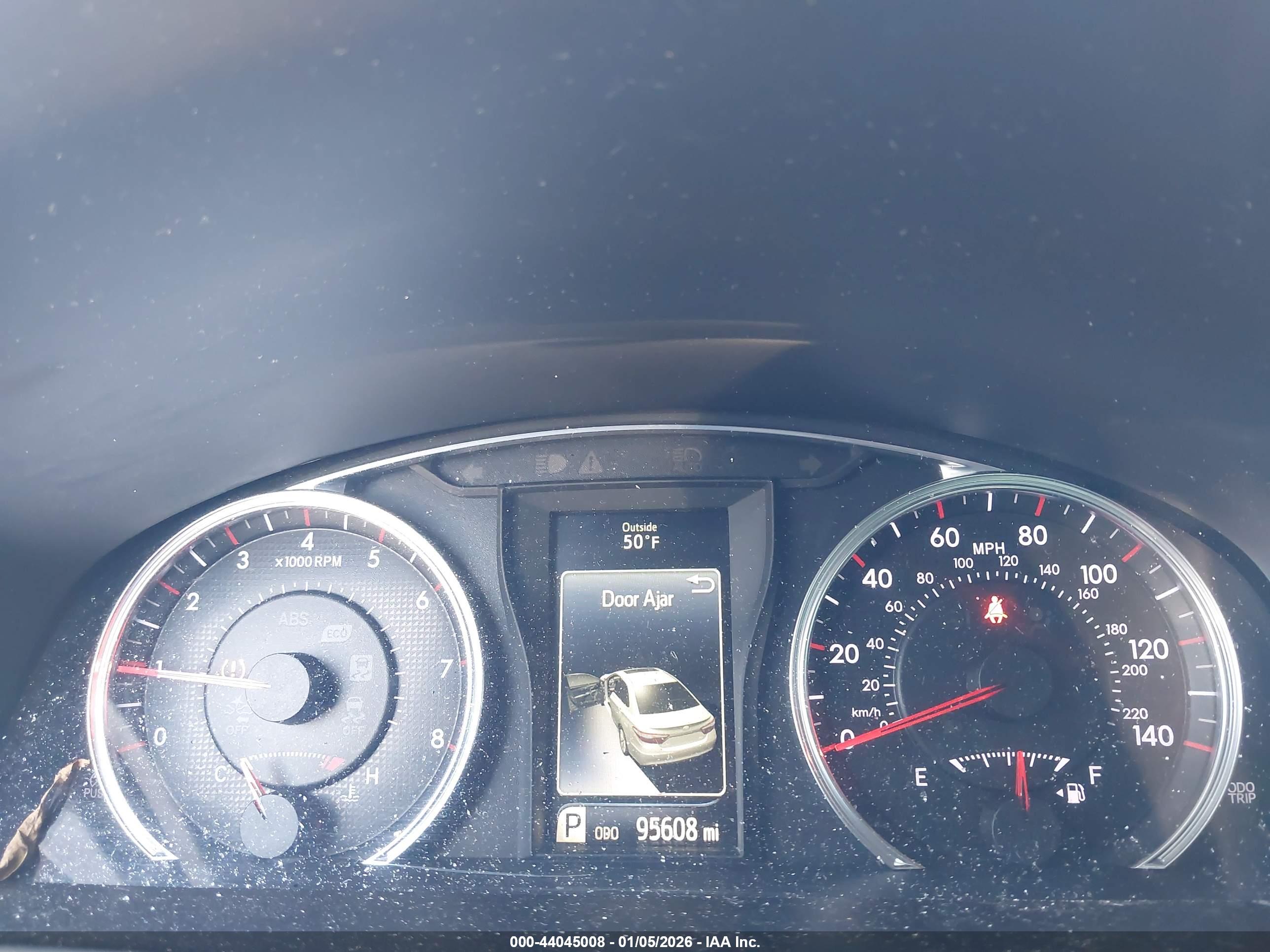 TOYOTA CAMRY image 7