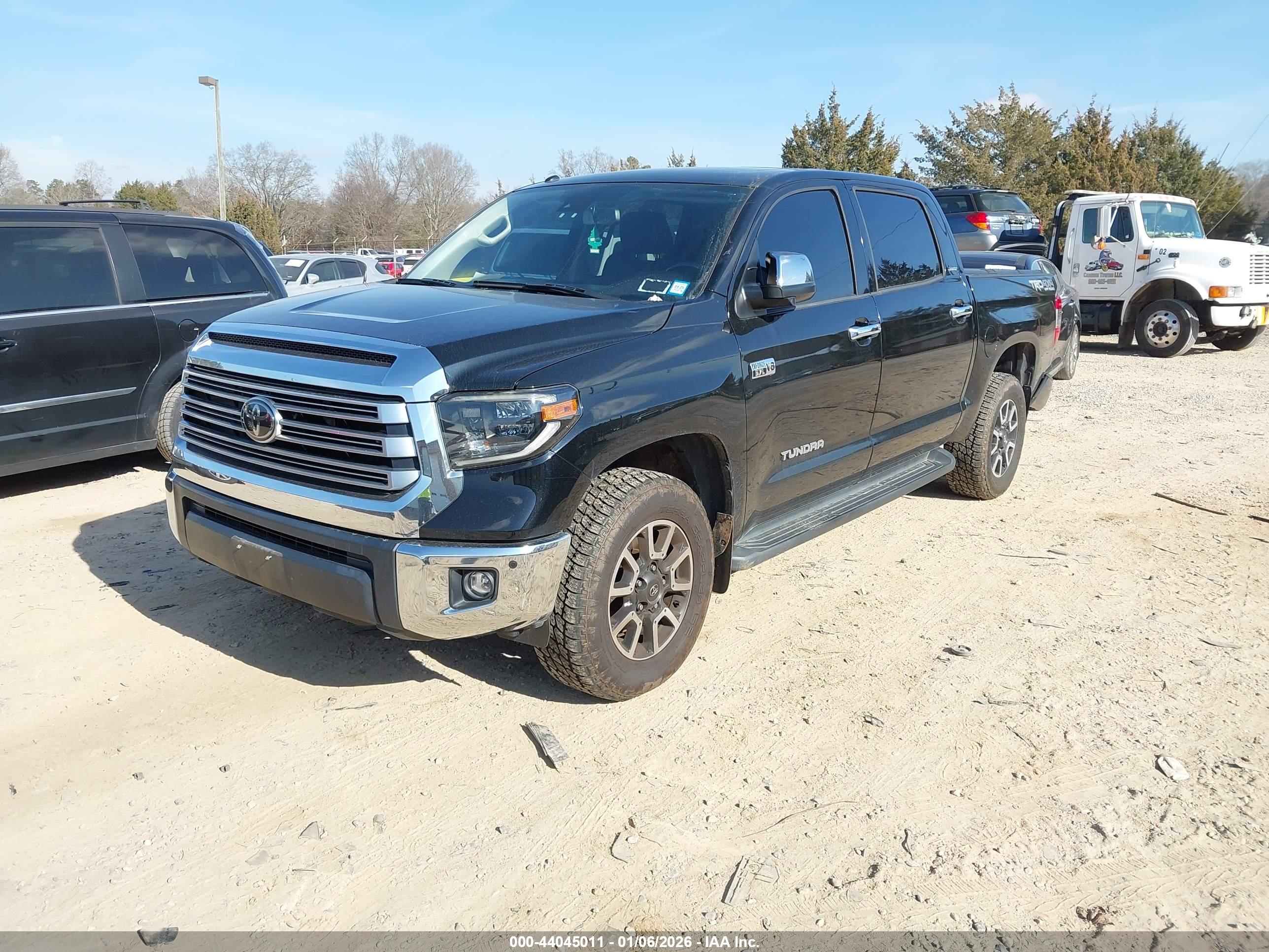 TOYOTA TUNDRA image 2