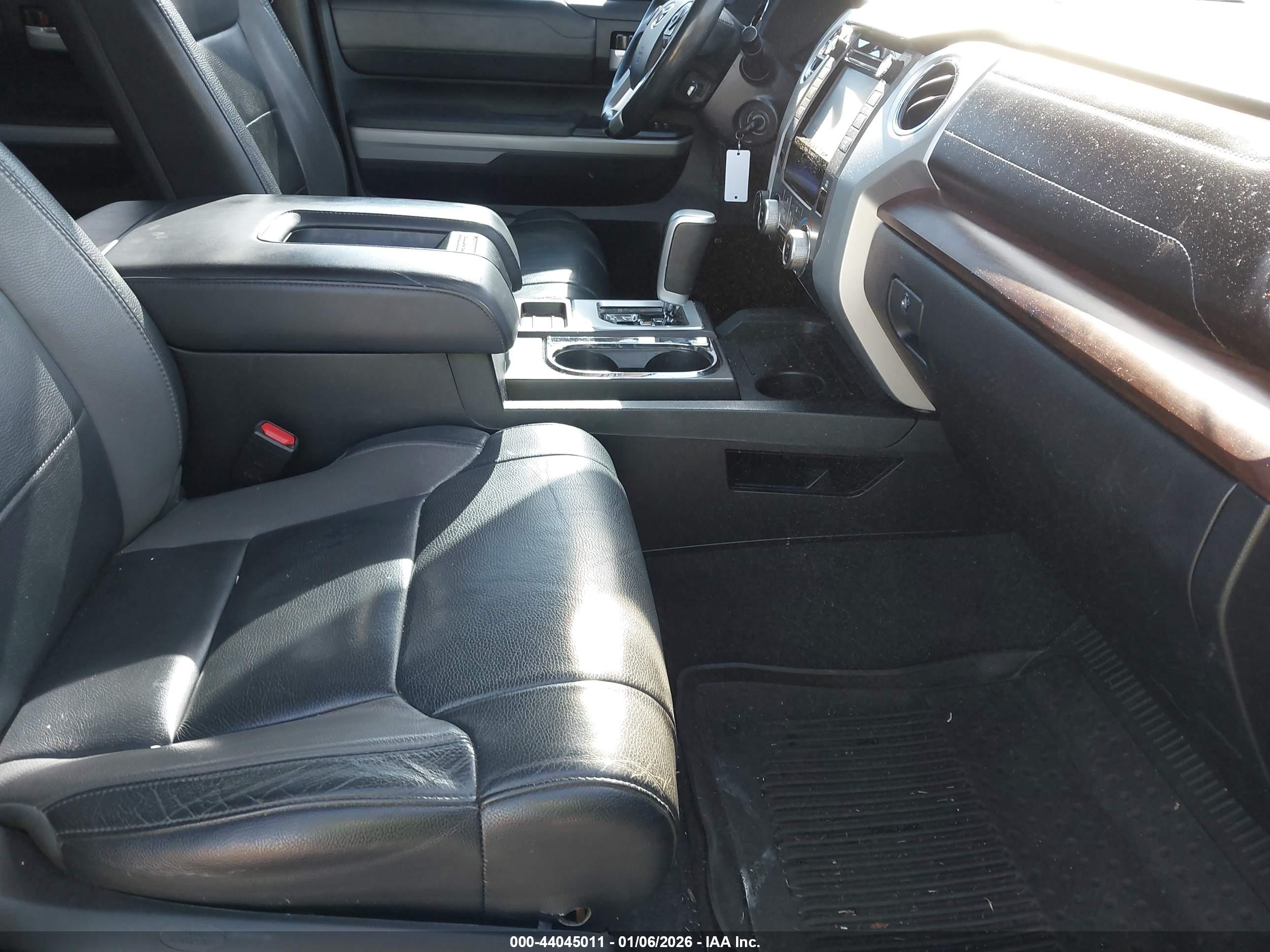 TOYOTA TUNDRA image 5