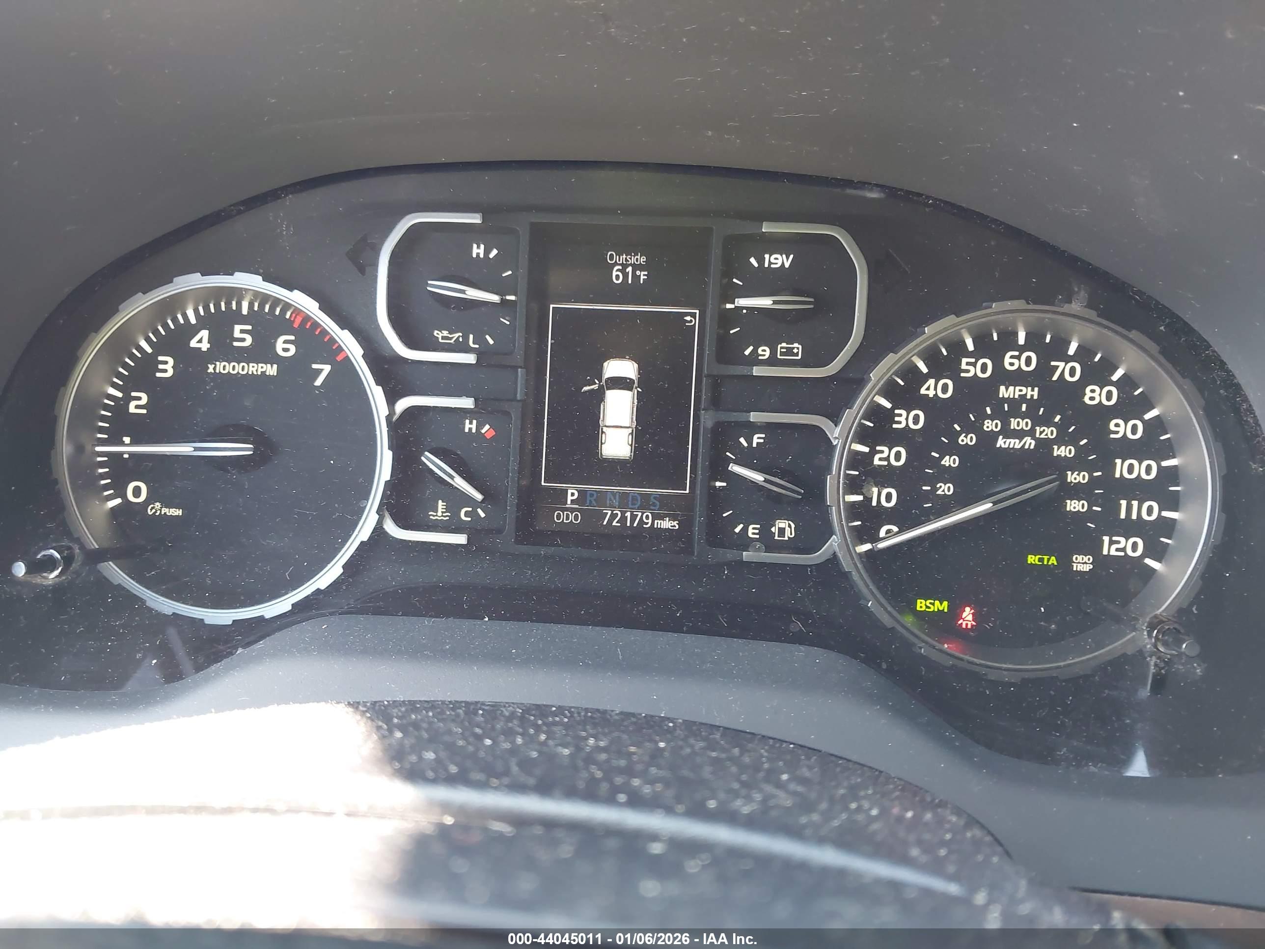 TOYOTA TUNDRA image 7