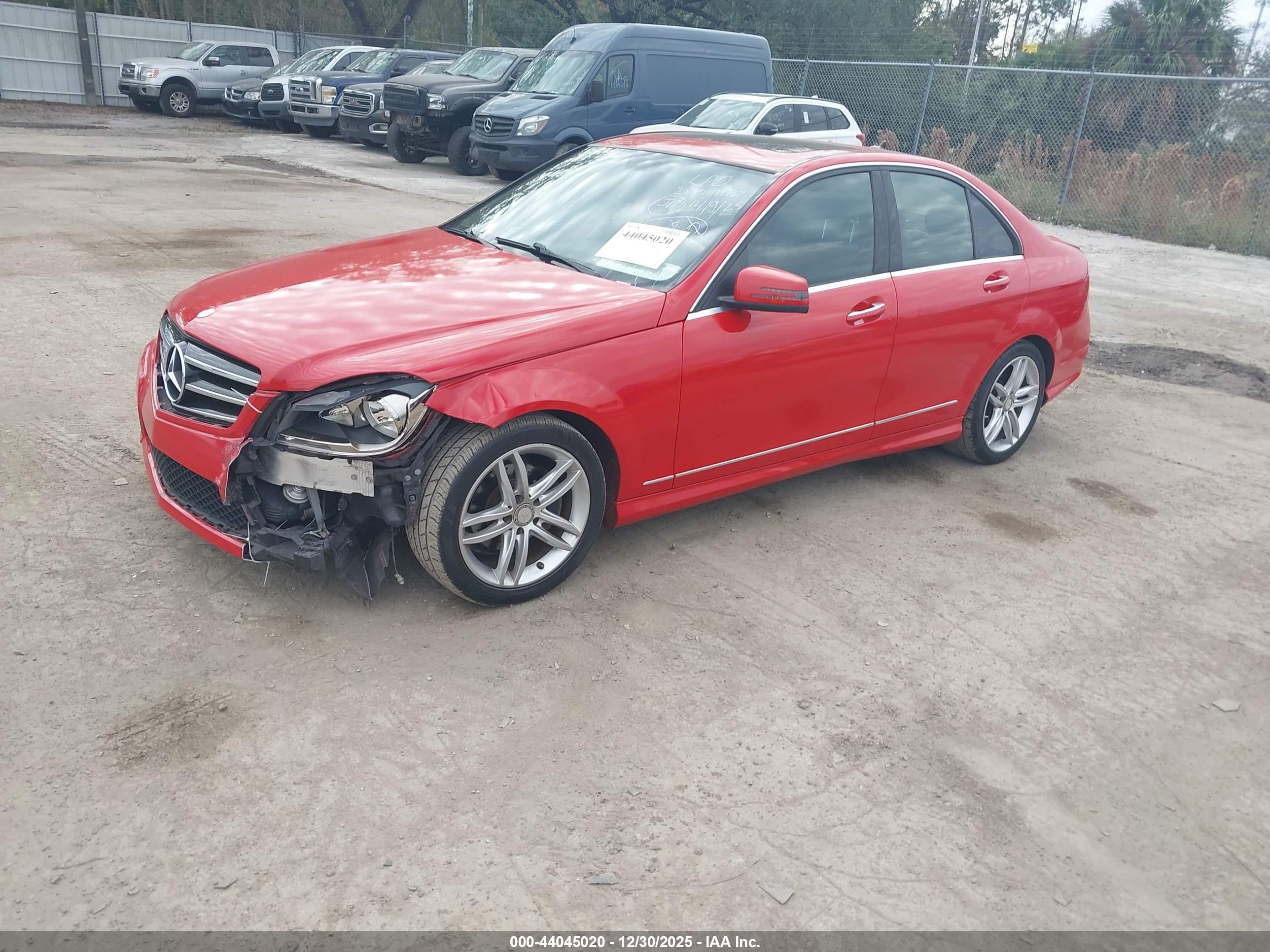 MERCEDES-BENZ C-CLASS image 2