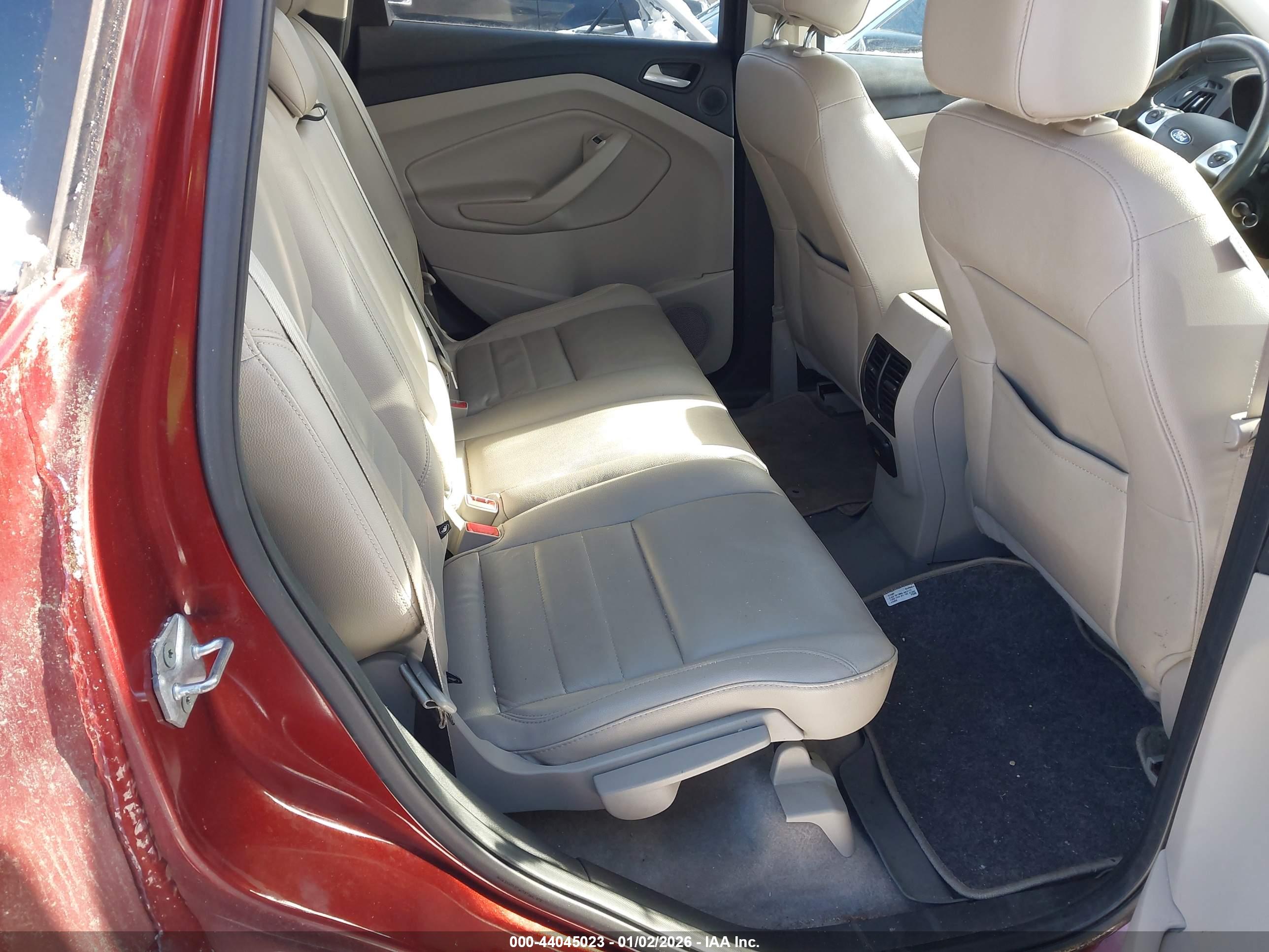 FORD ESCAPE image 8