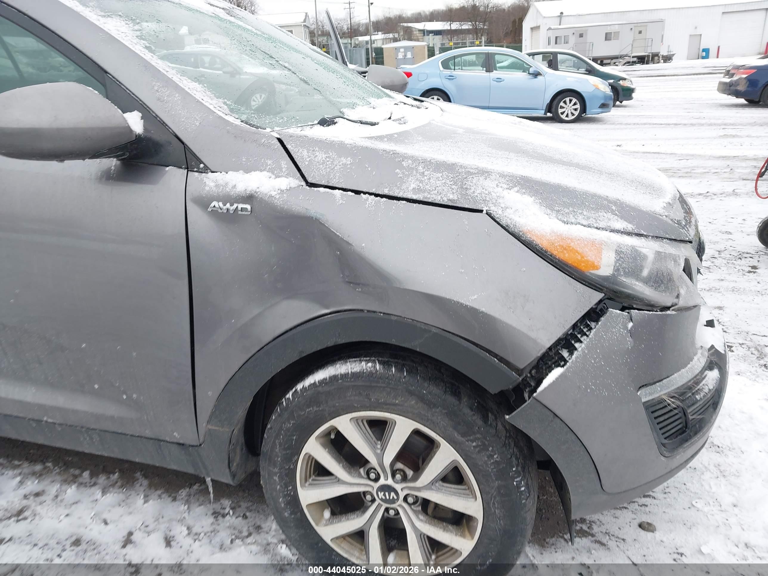 KIA SPORTAGE image 6