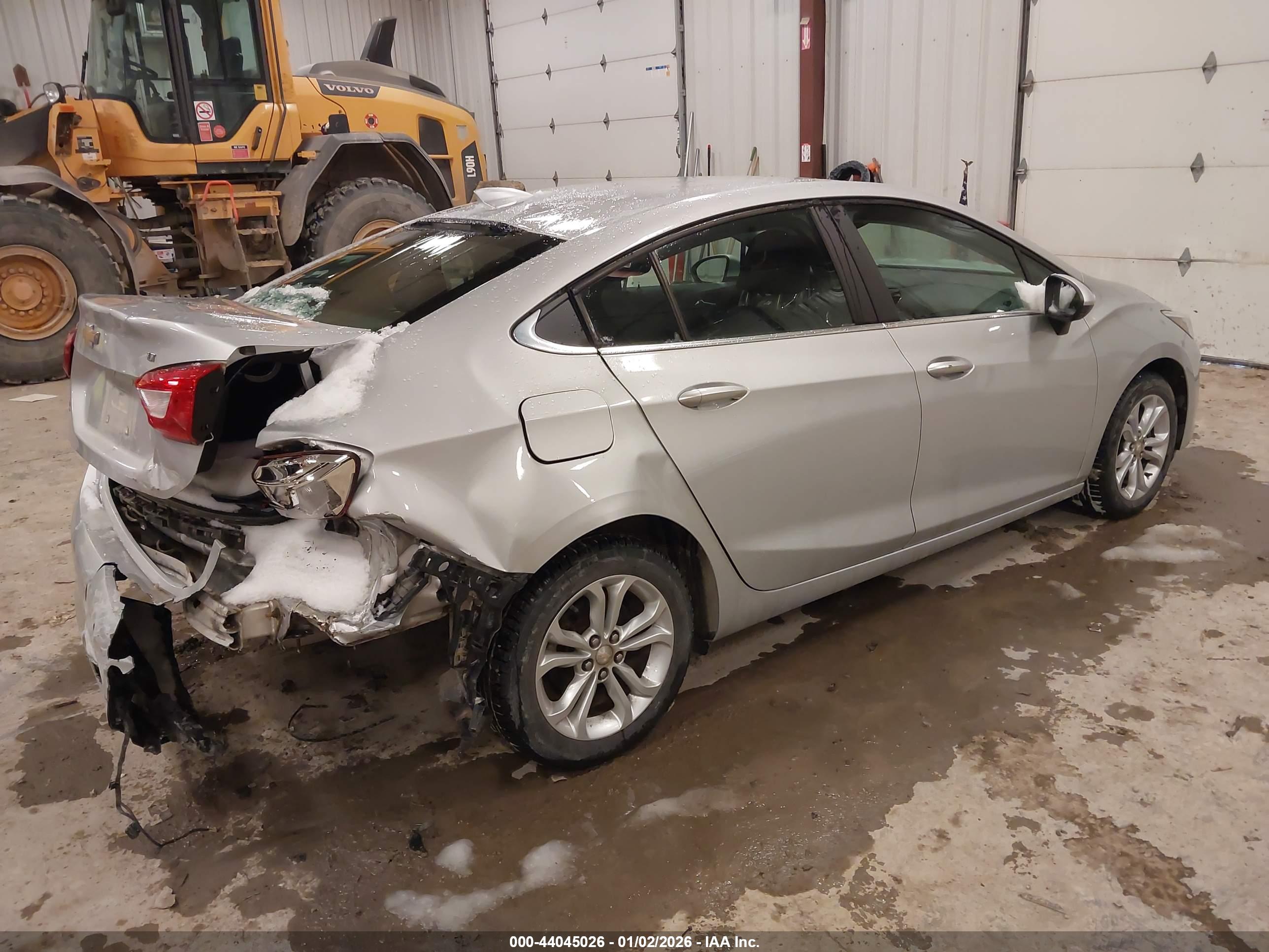 CHEVROLET CRUZE image 4