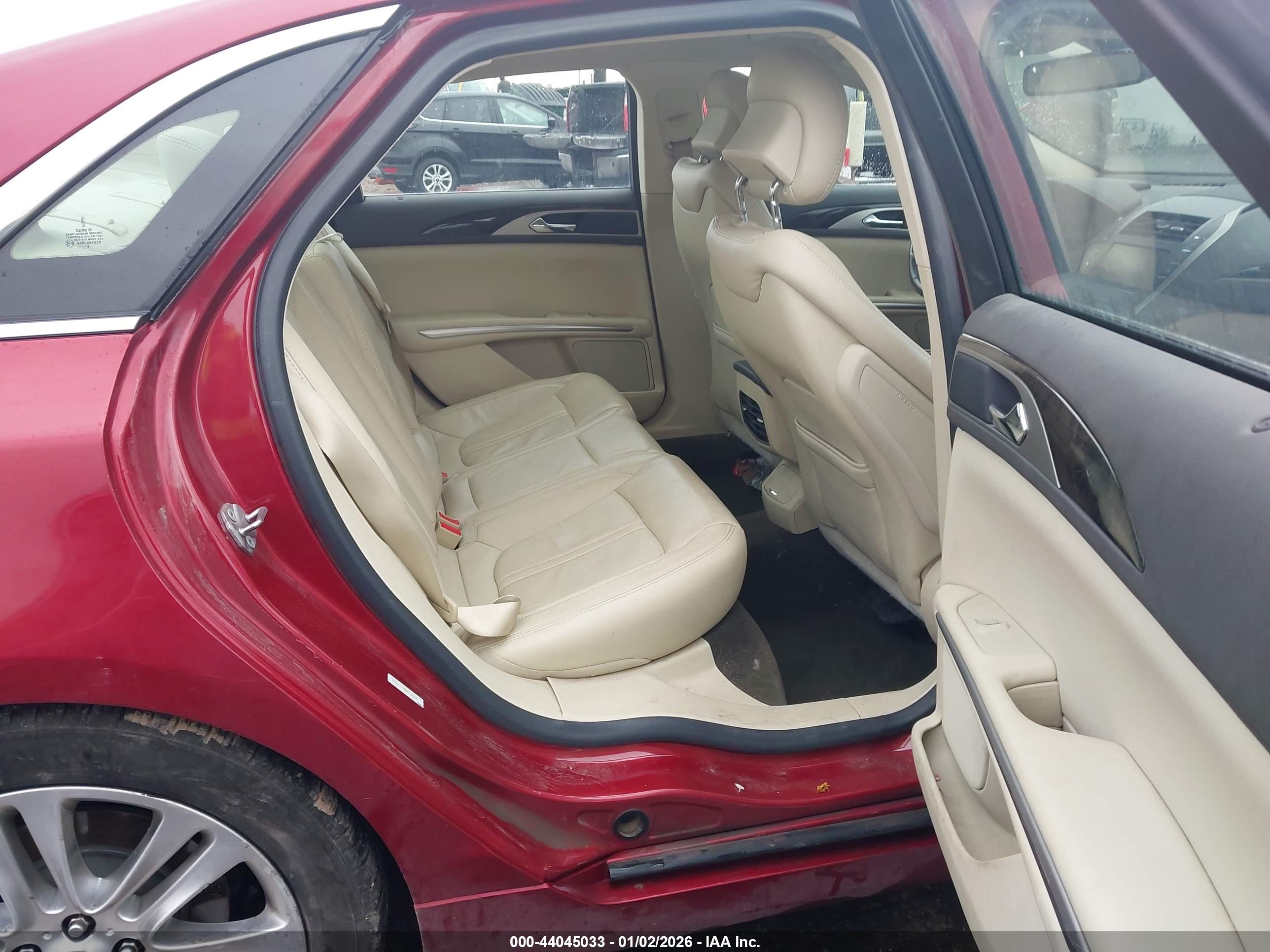 LINCOLN MKZ image 8