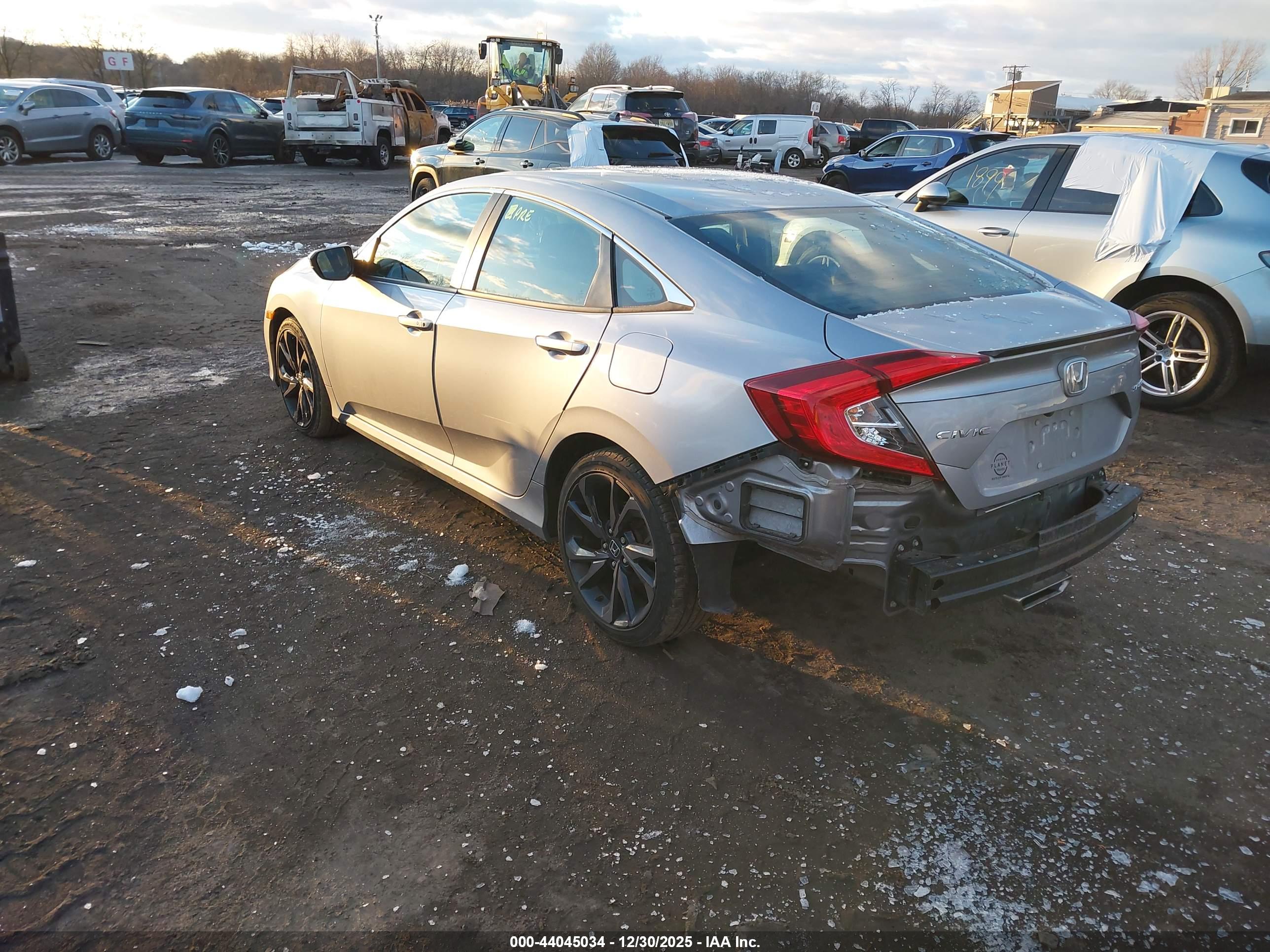 HONDA CIVIC image 3