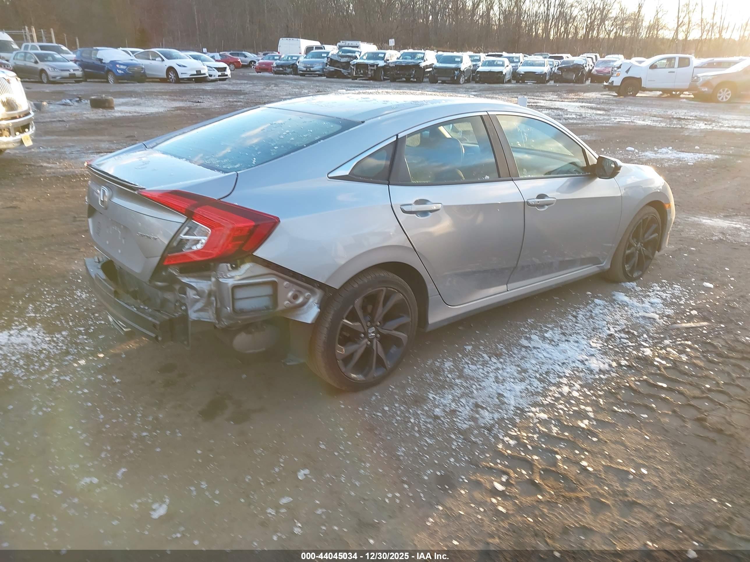HONDA CIVIC image 4