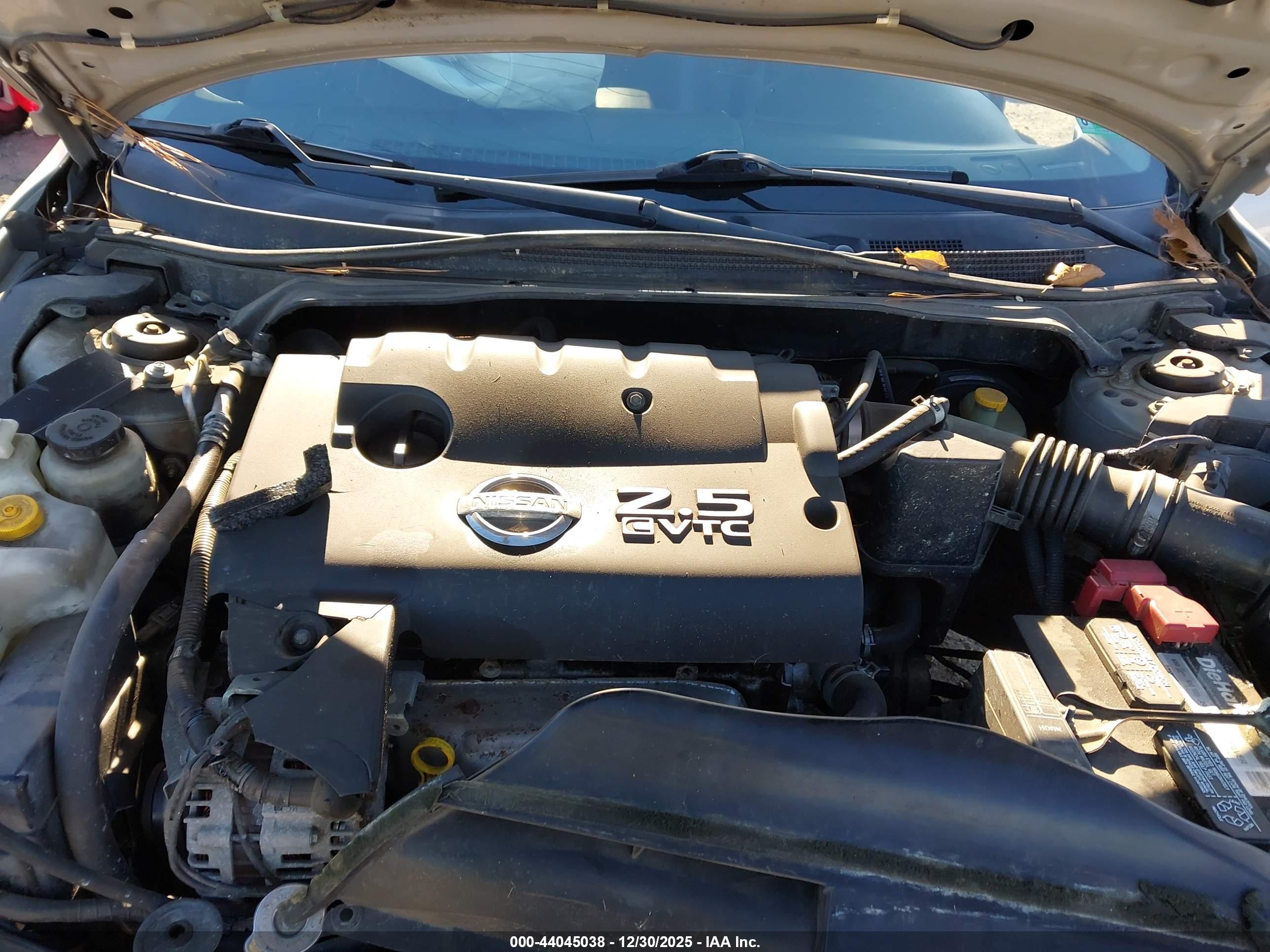 NISSAN ALTIMA image 10