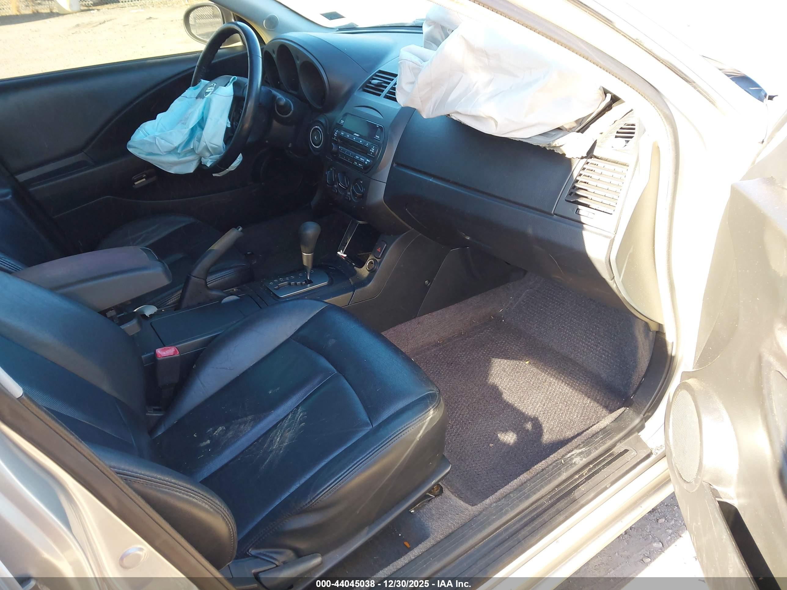 NISSAN ALTIMA image 5