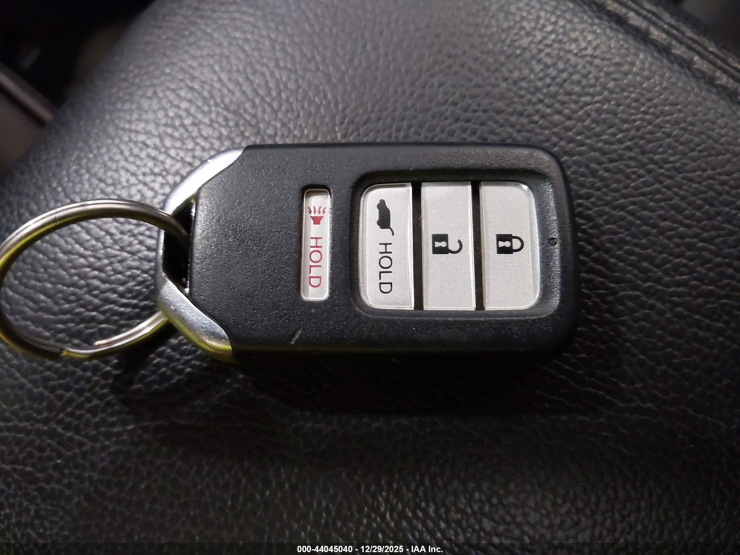 HONDA CR-V image 11