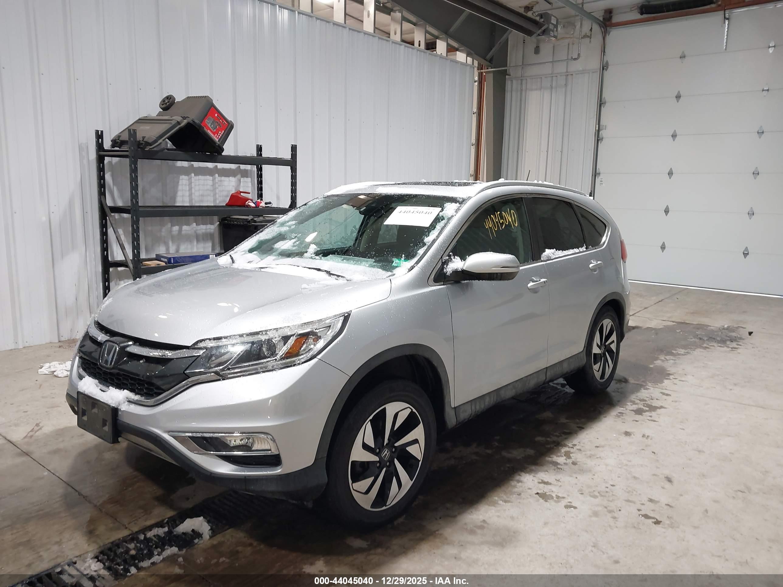 HONDA CR-V image 2