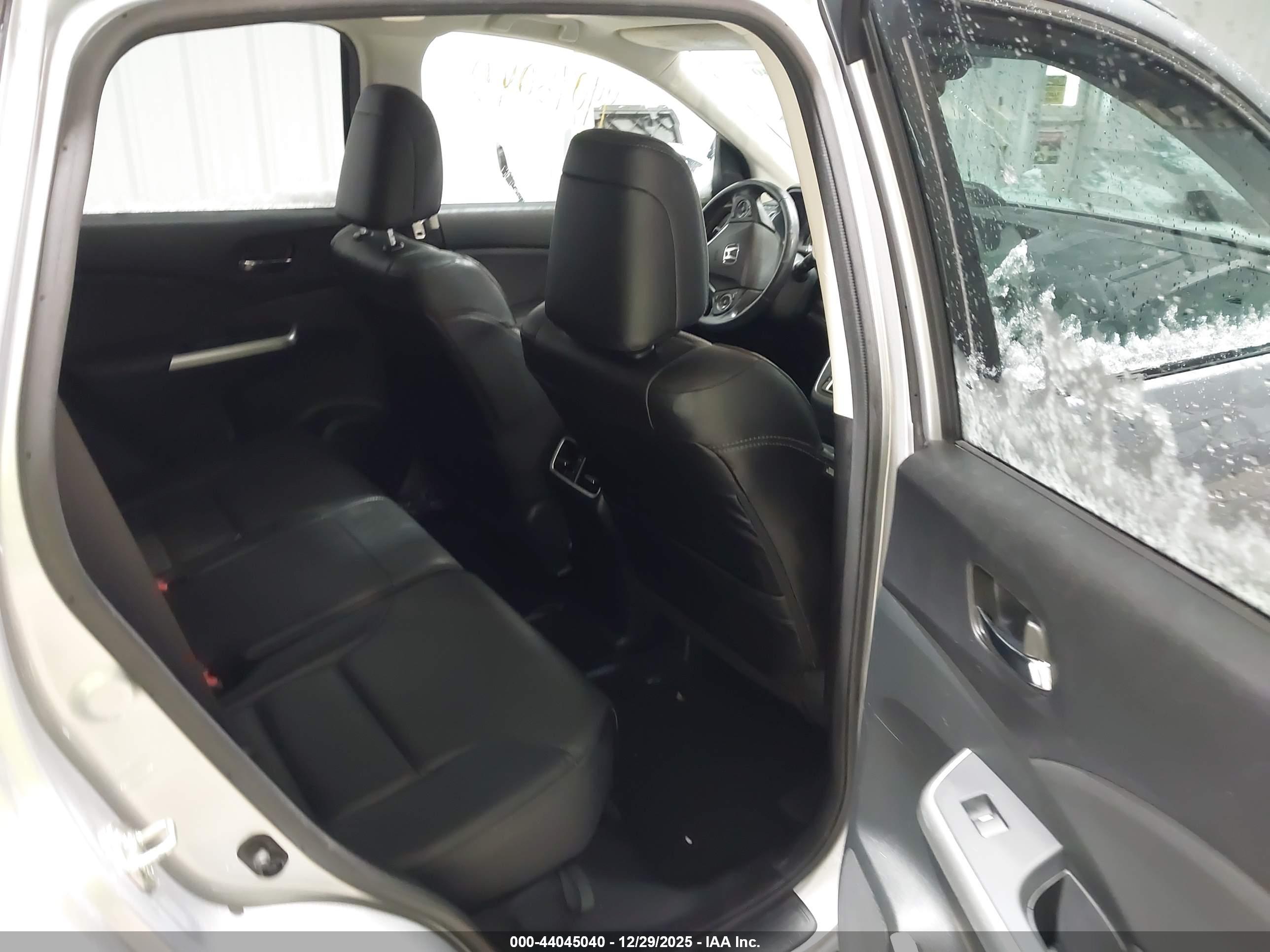 HONDA CR-V image 8