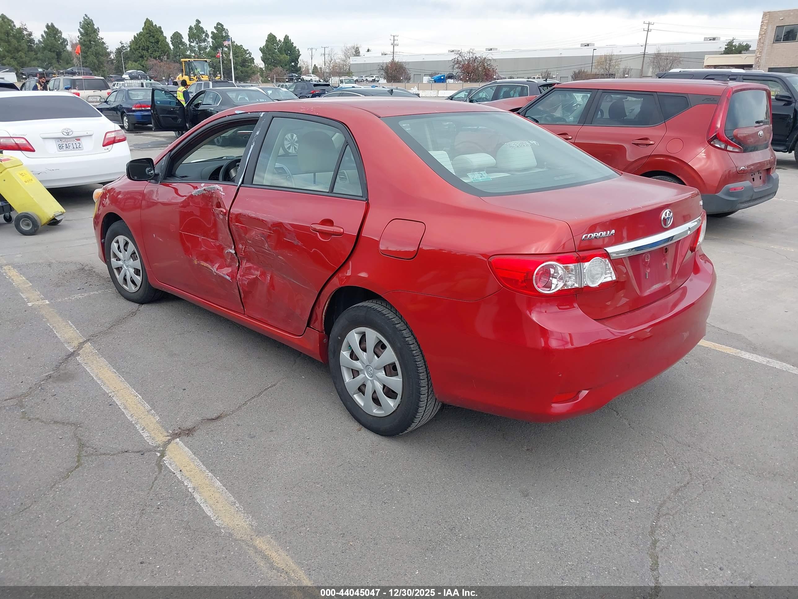 TOYOTA COROLLA image 3