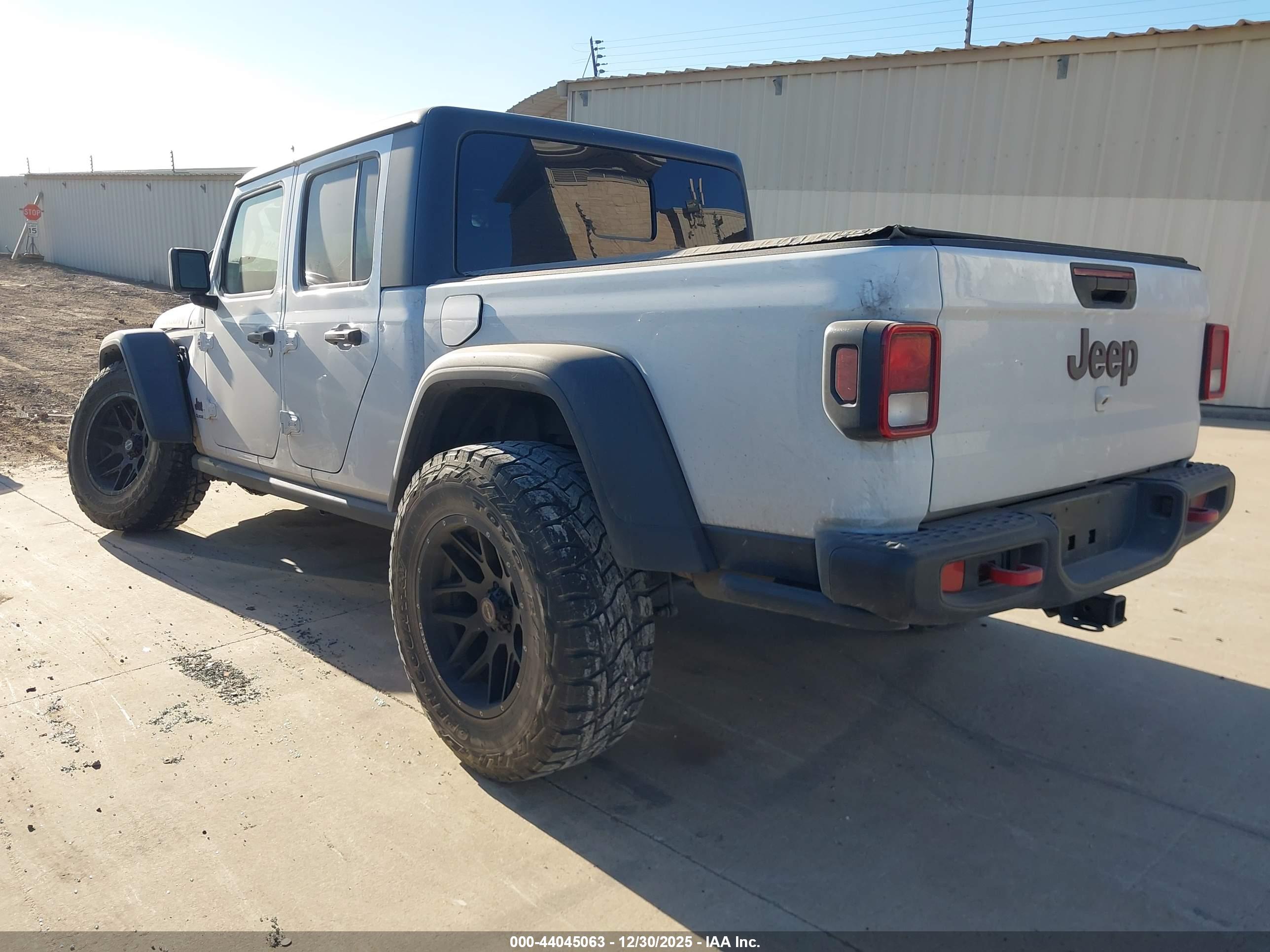 JEEP GLADIATOR image 3