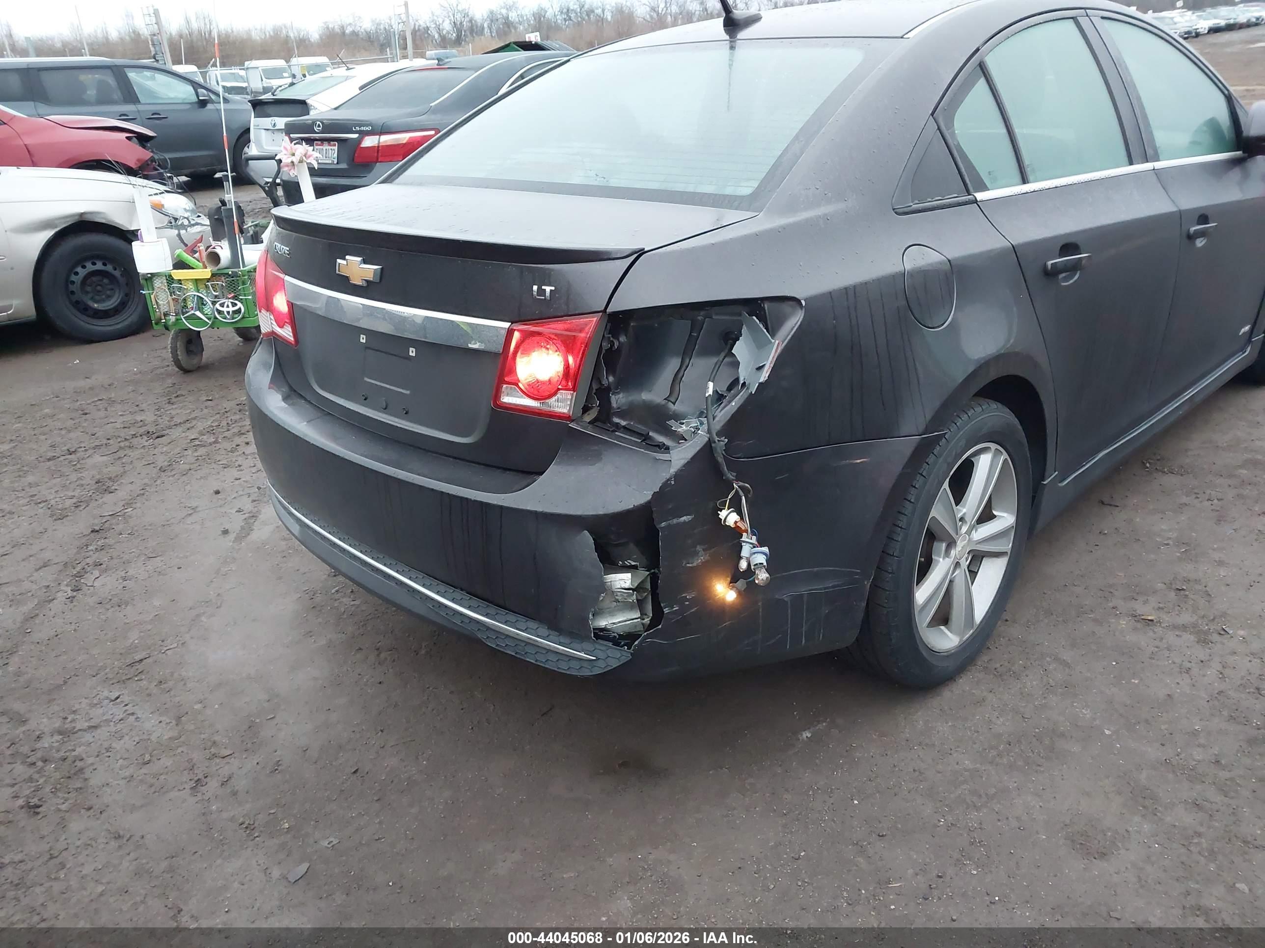 CHEVROLET CRUZE image 6