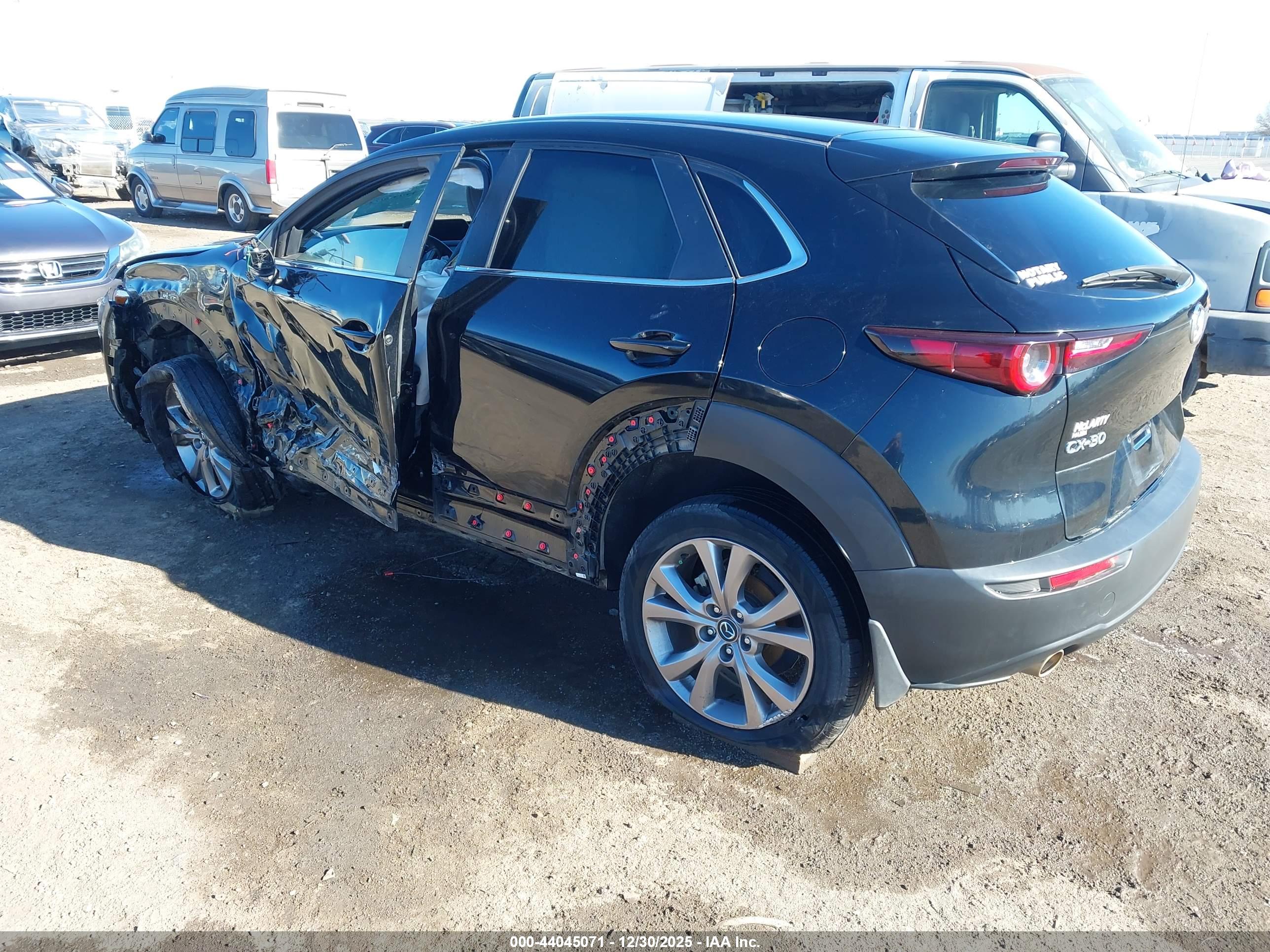 MAZDA CX-30 image 3