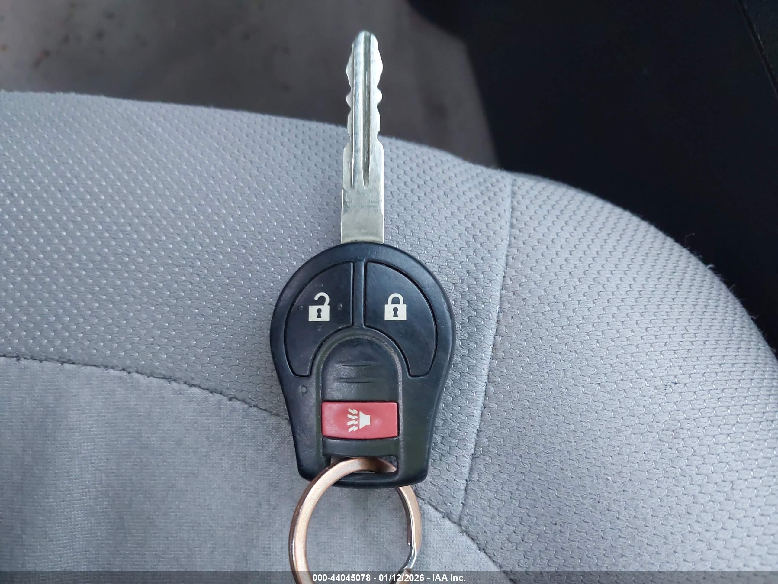 NISSAN ROGUE image 11