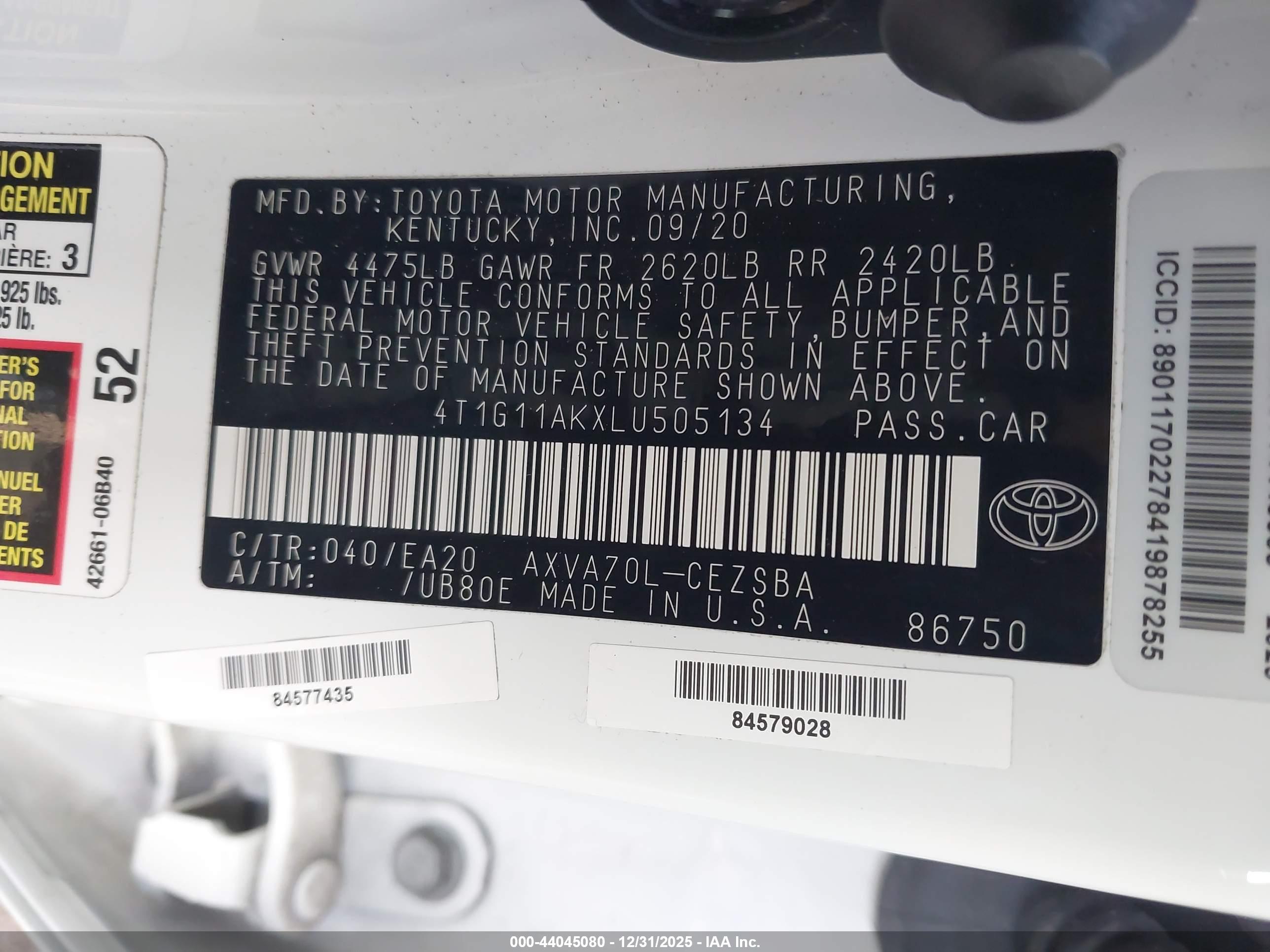 TOYOTA CAMRY image 9