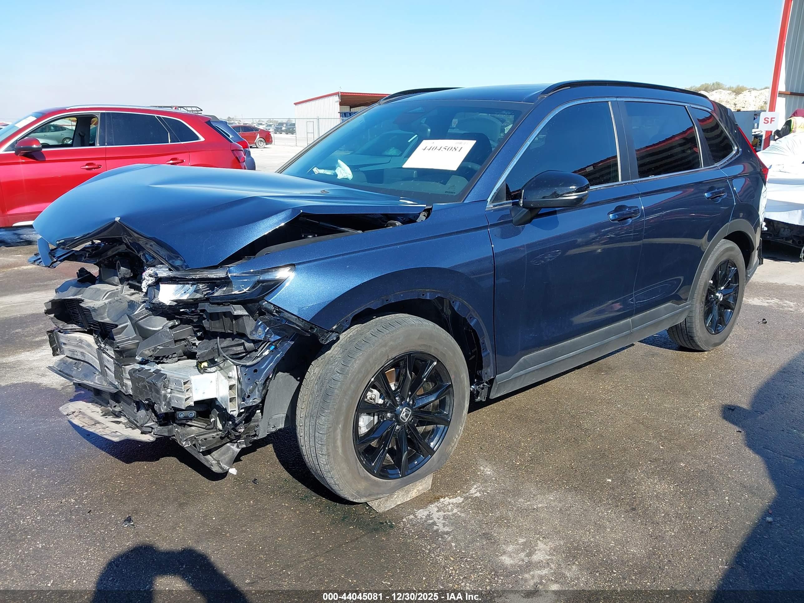 HONDA CR-V image 2