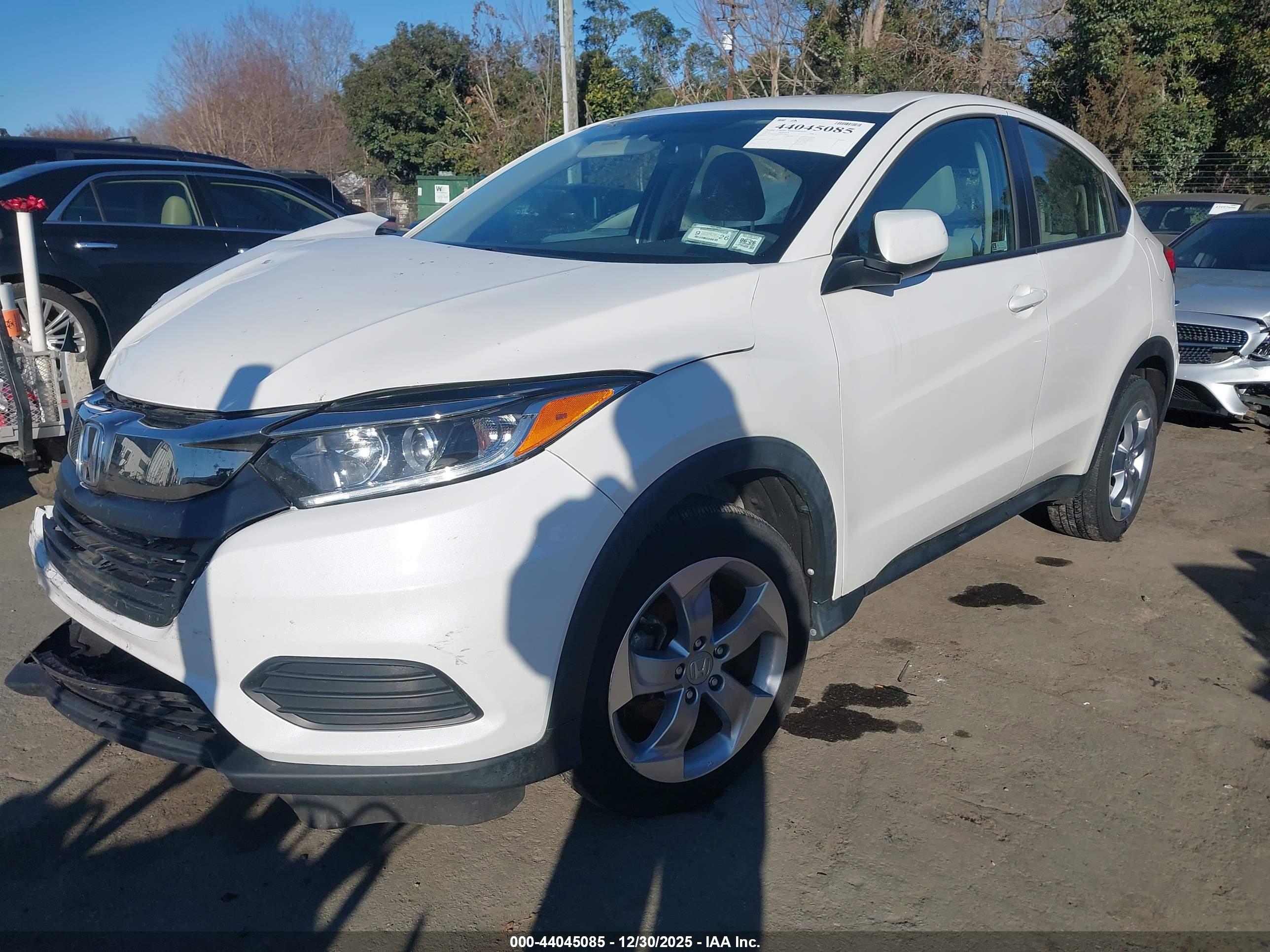 HONDA HR-V image 2