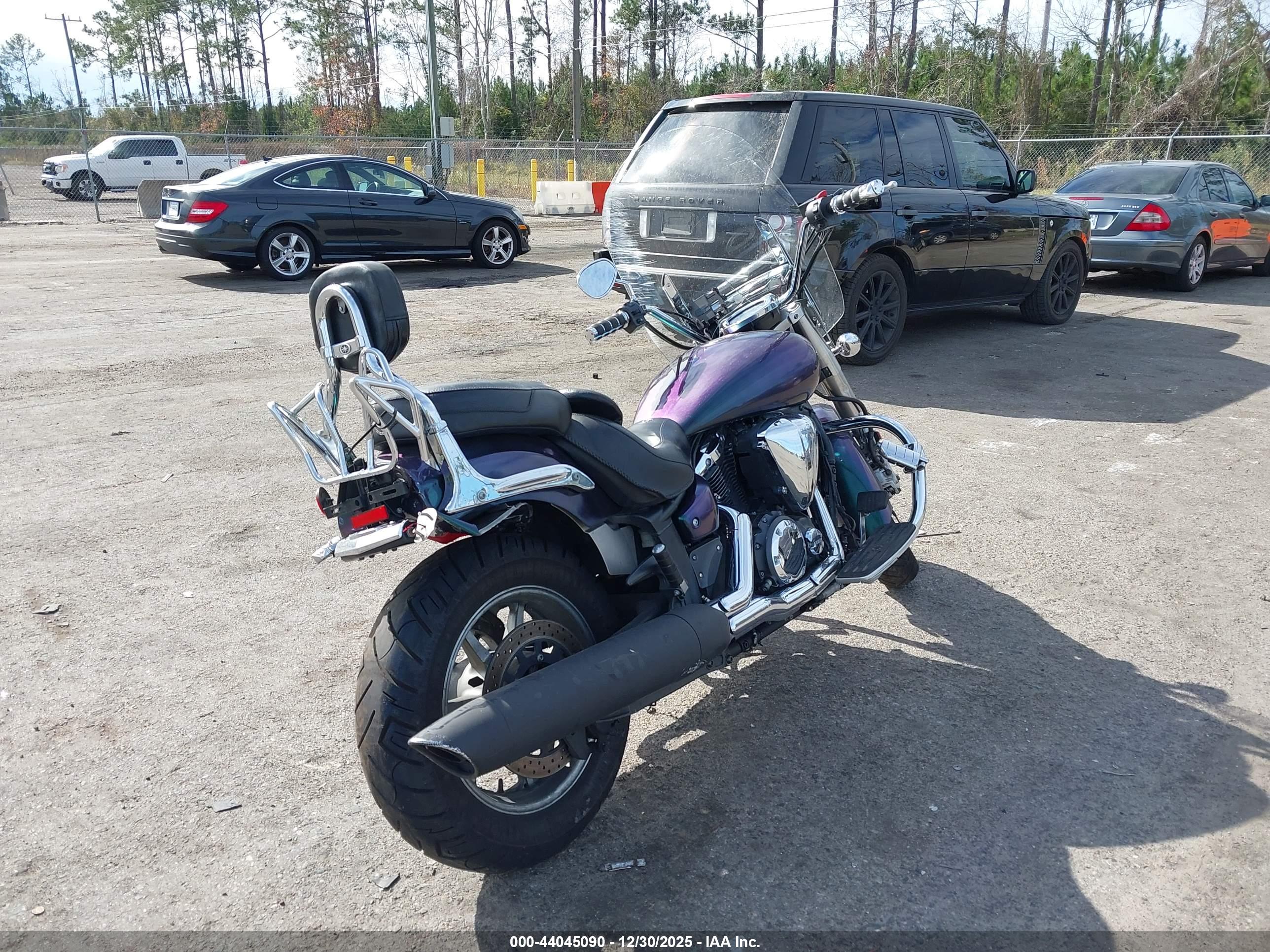 YAMAHA XVS1300 image 4