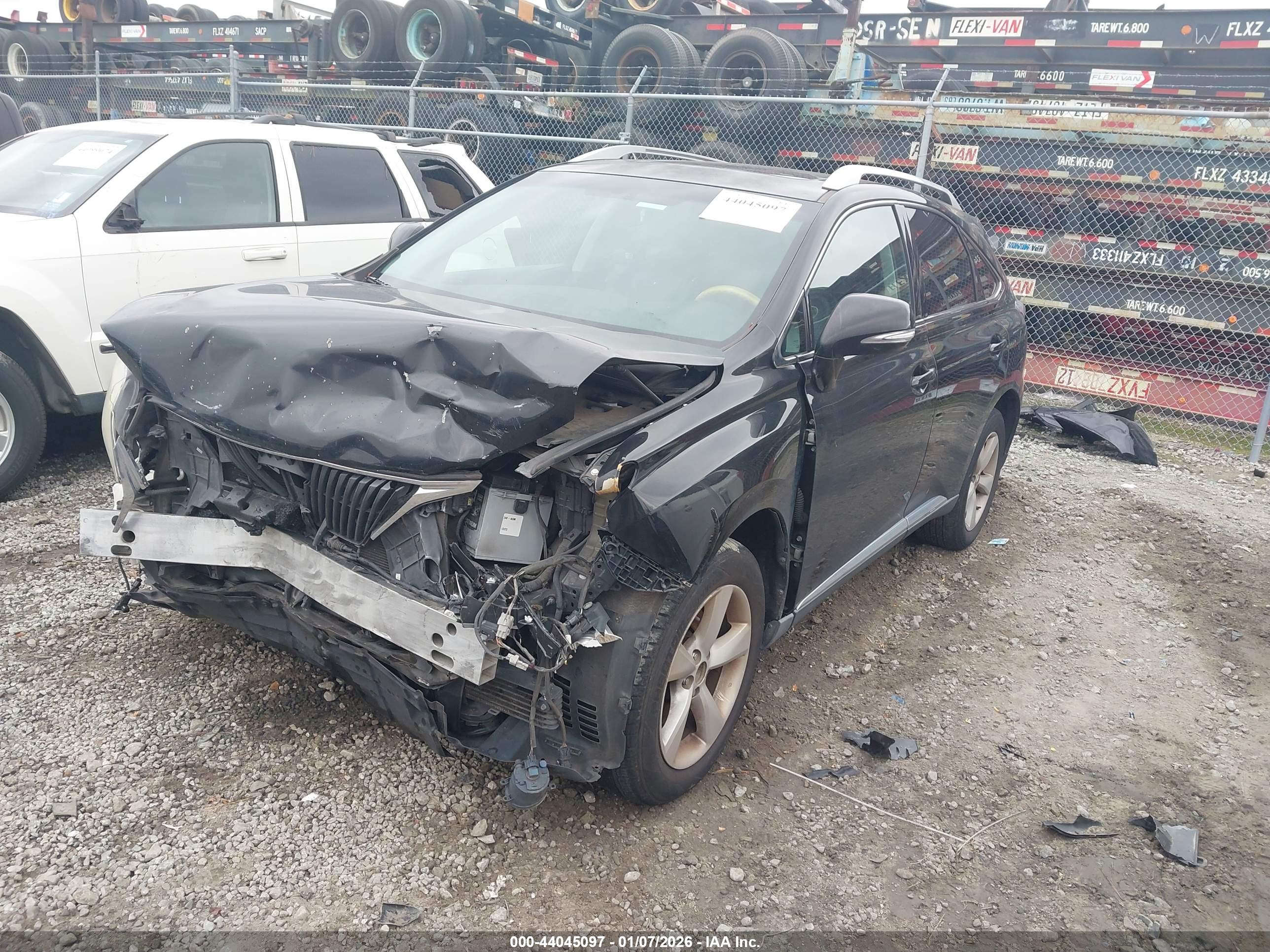 LEXUS RX image 2