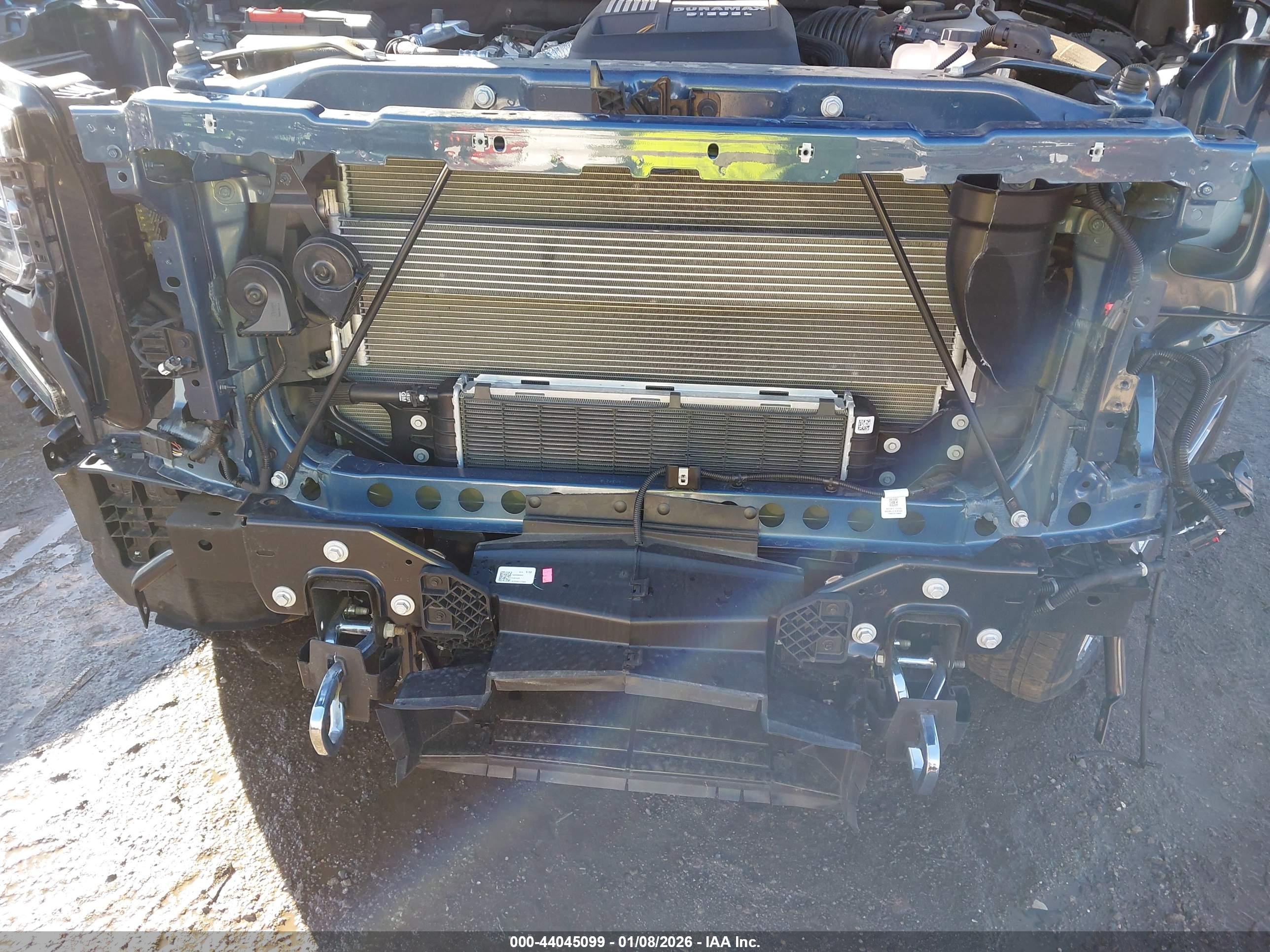 GMC SIERRA image 6