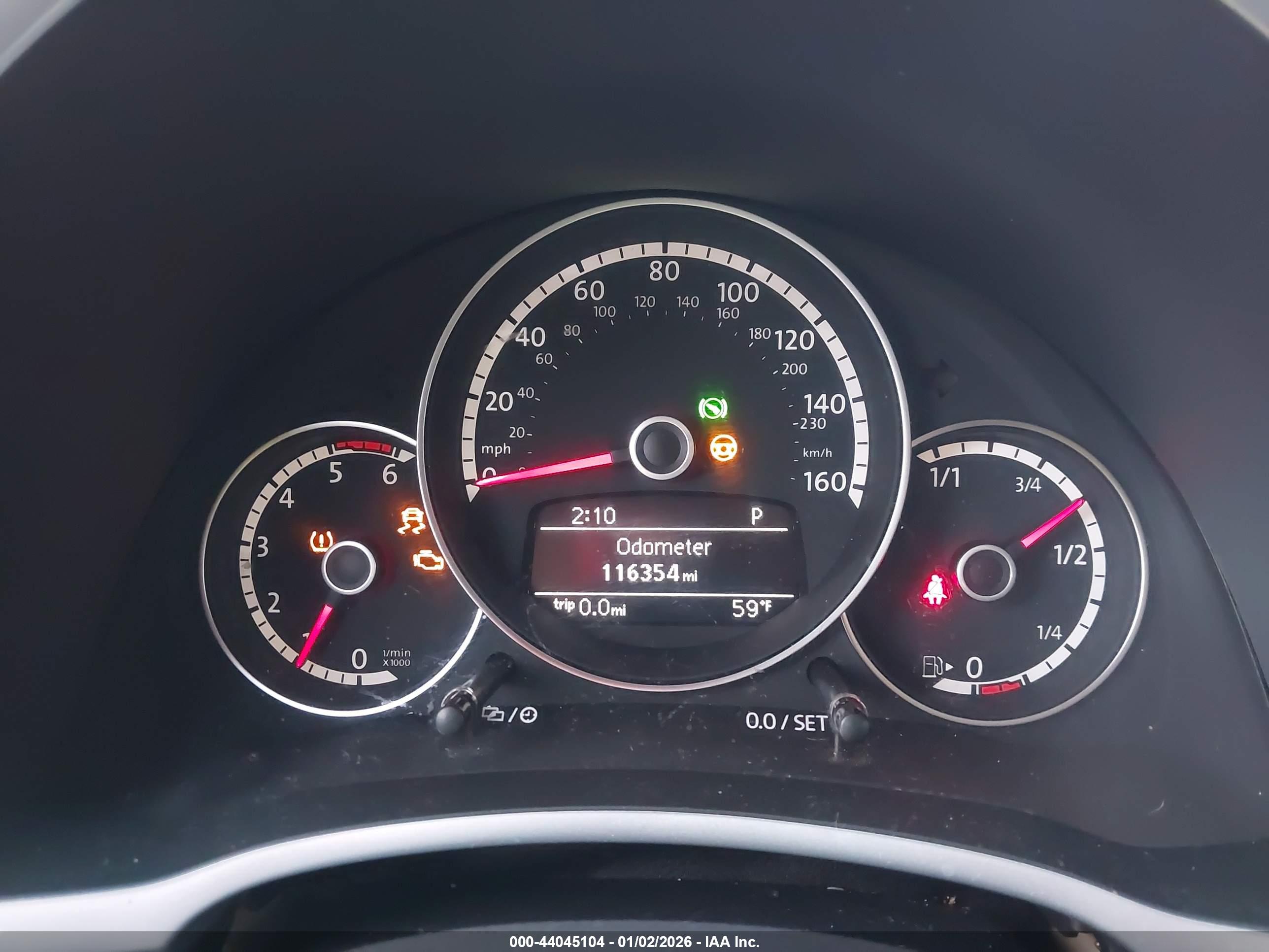VOLKSWAGEN BEETLE image 7