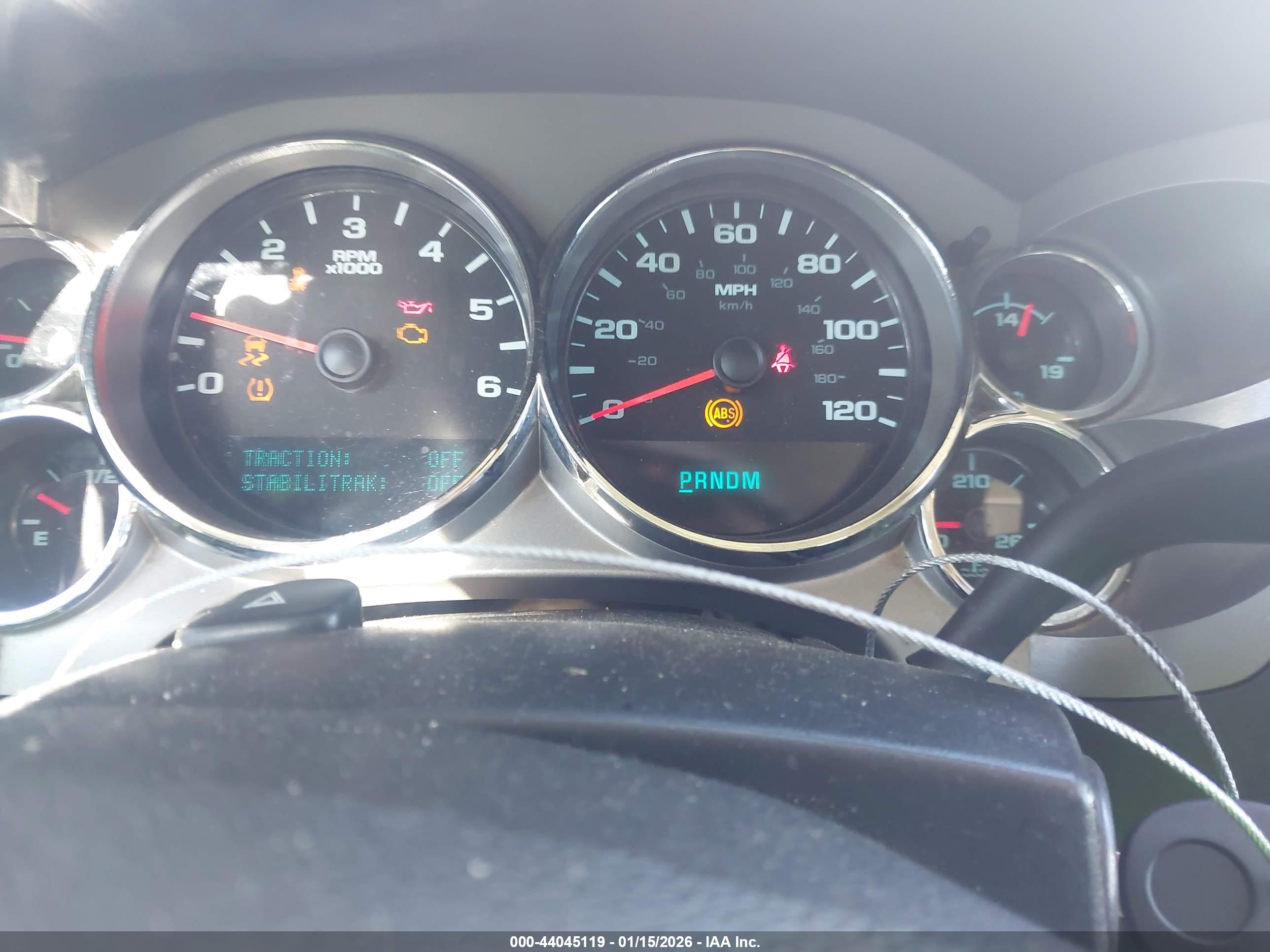 CHEVROLET SILVERADO image 7