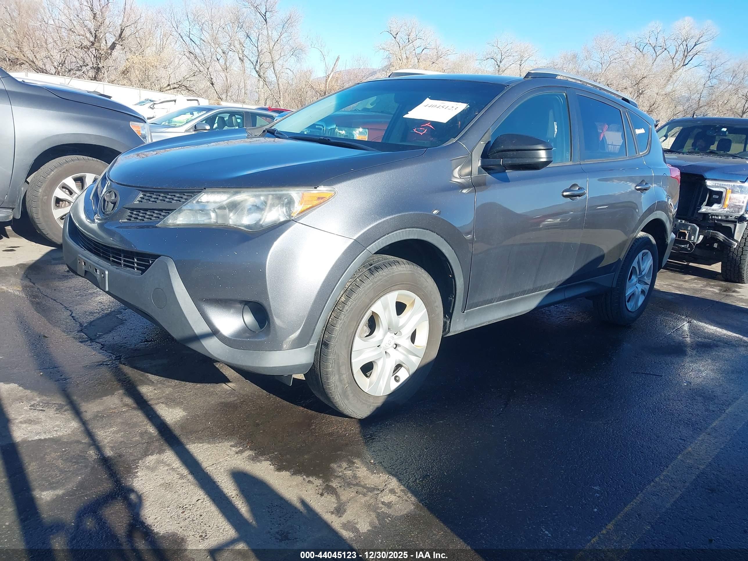 TOYOTA RAV4 image 2
