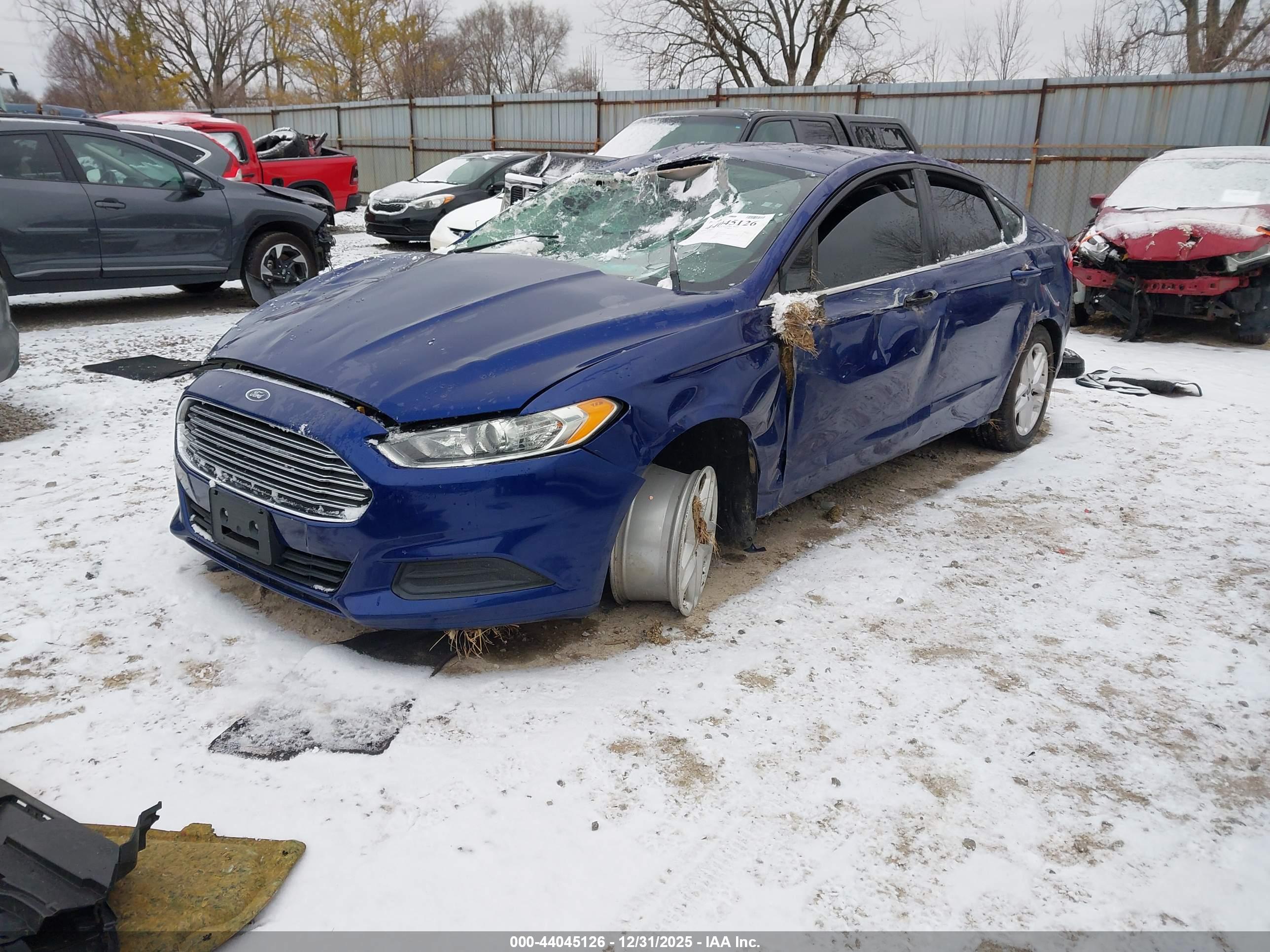 FORD FUSION image 2