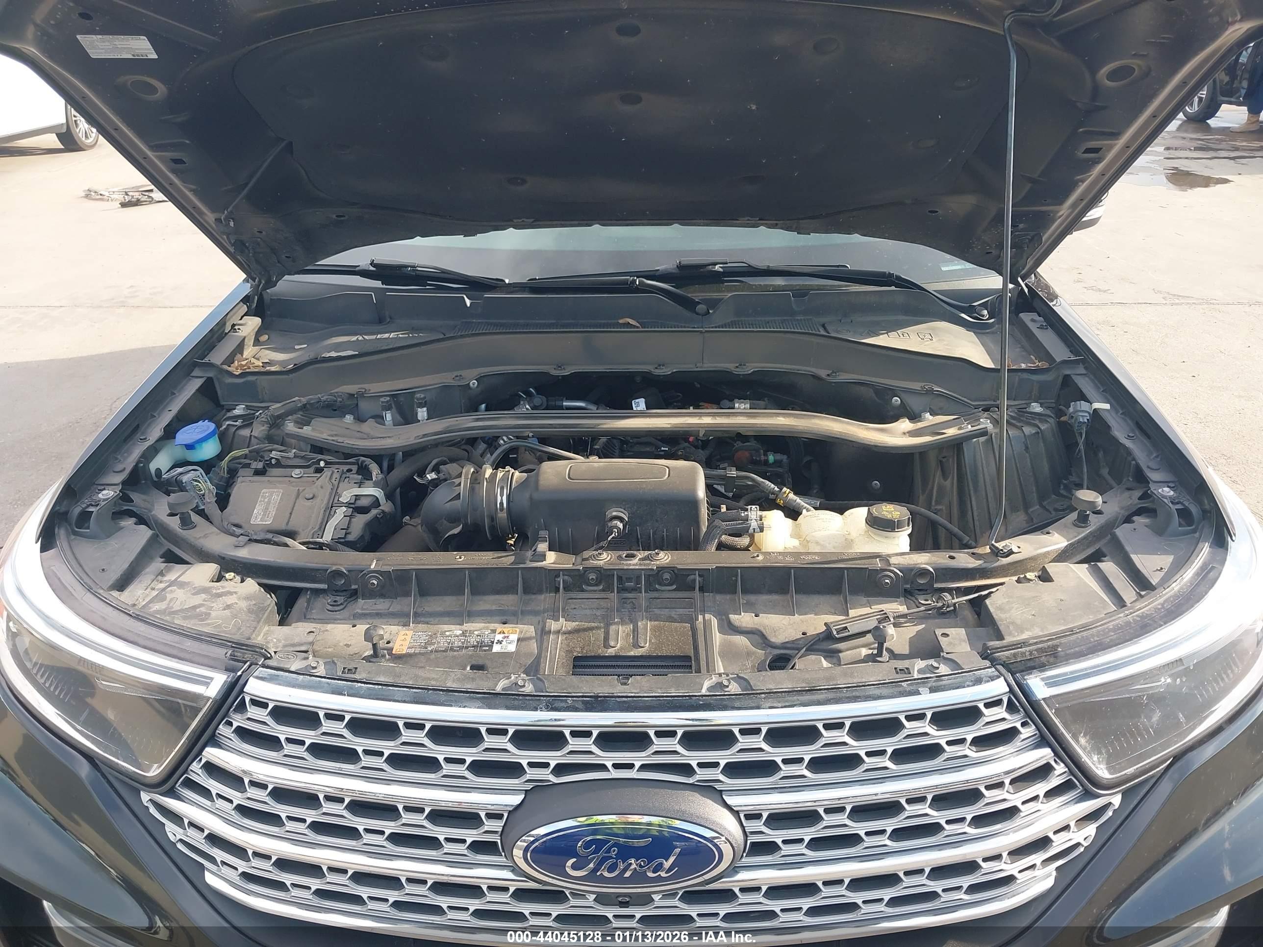 FORD EXPLORER image 10