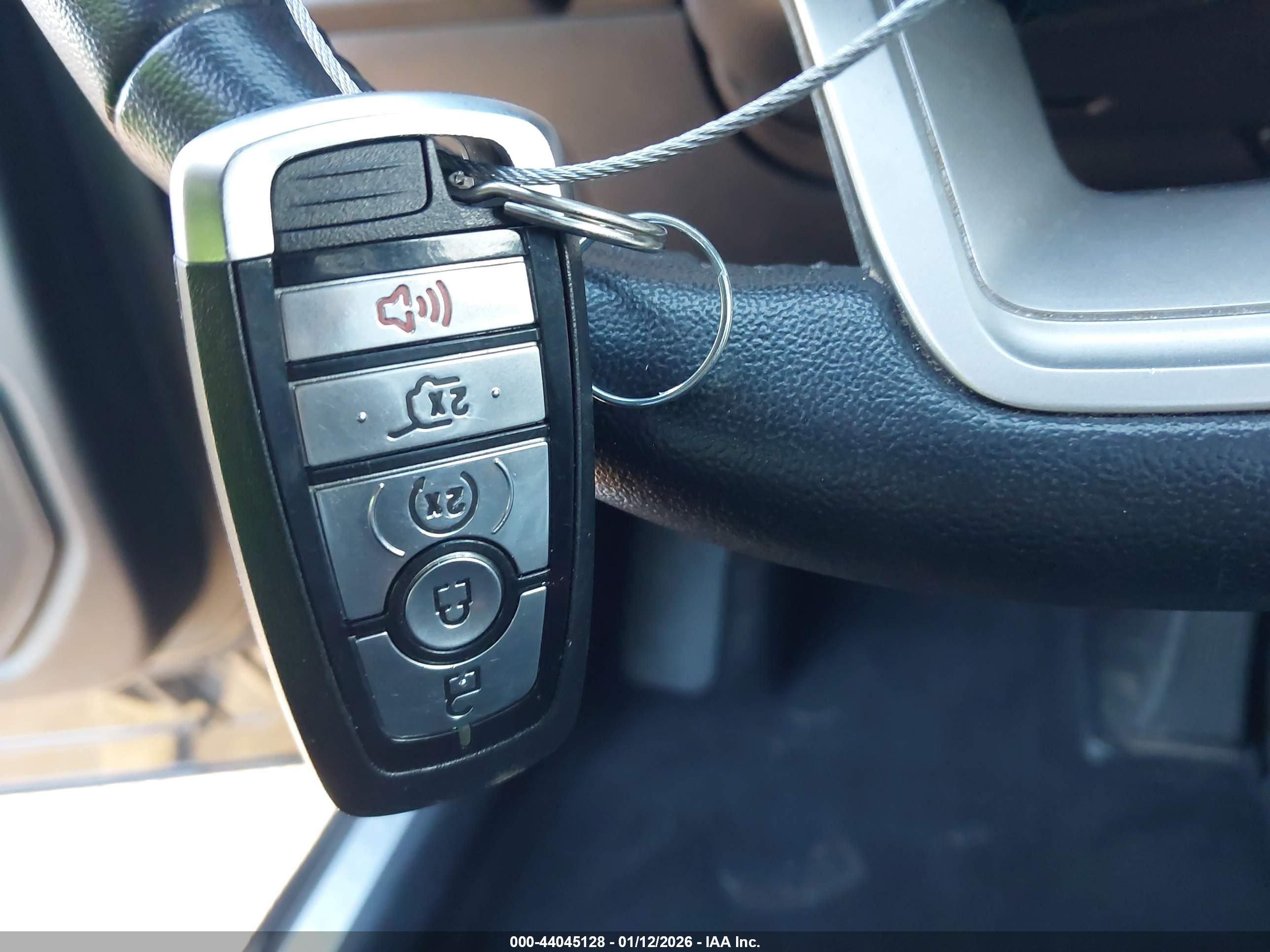 FORD EXPLORER image 11