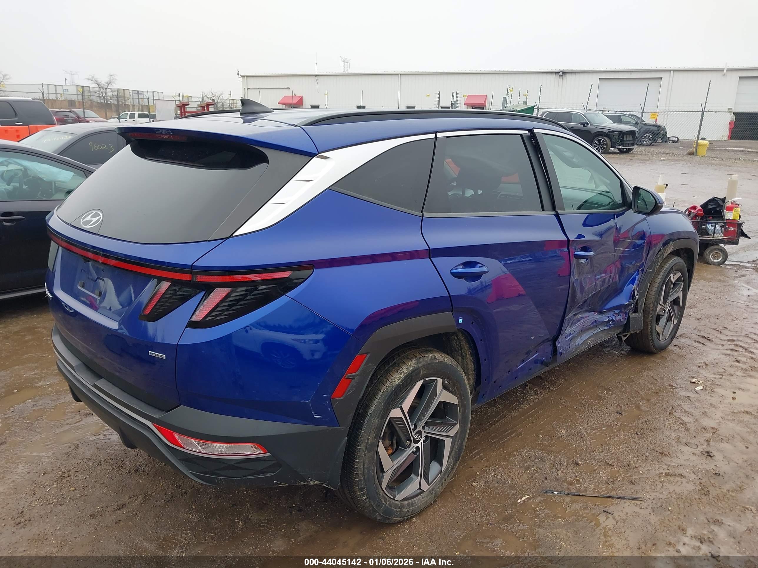 HYUNDAI TUCSON image 4